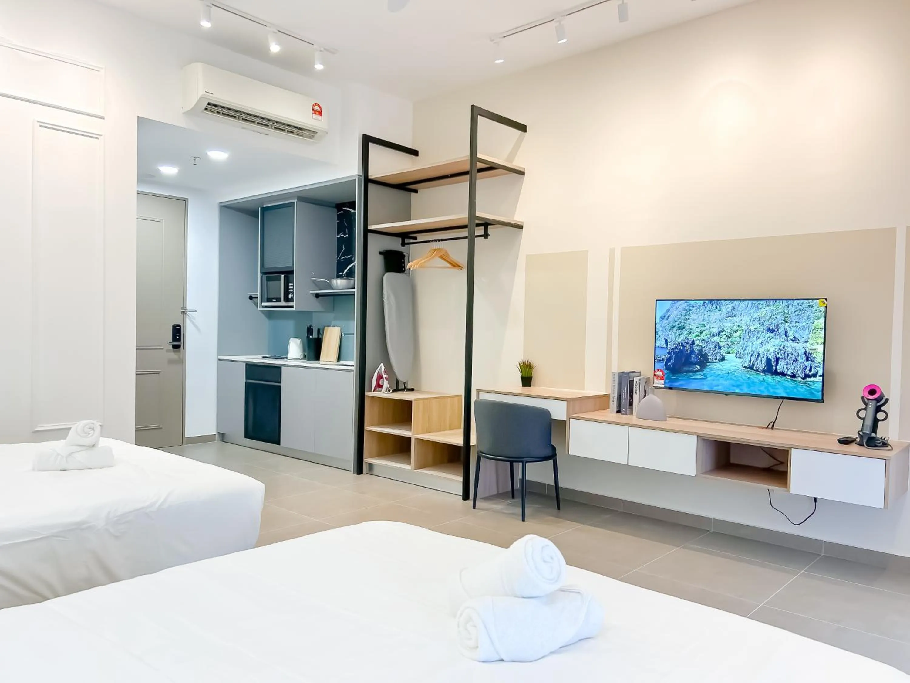 Bed in Mossaz by Manhattan Group