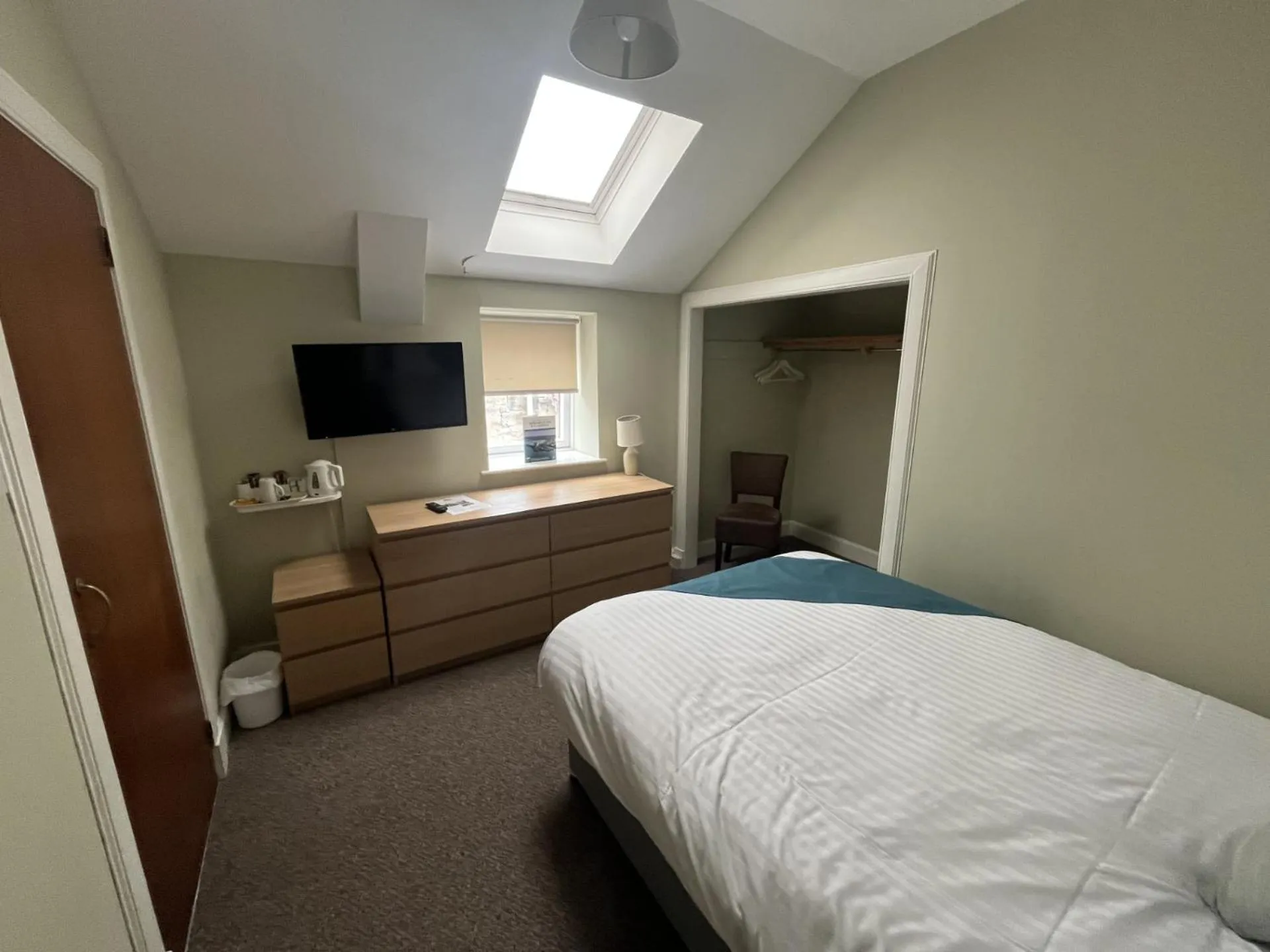 Bed in The Strathearn Hotel