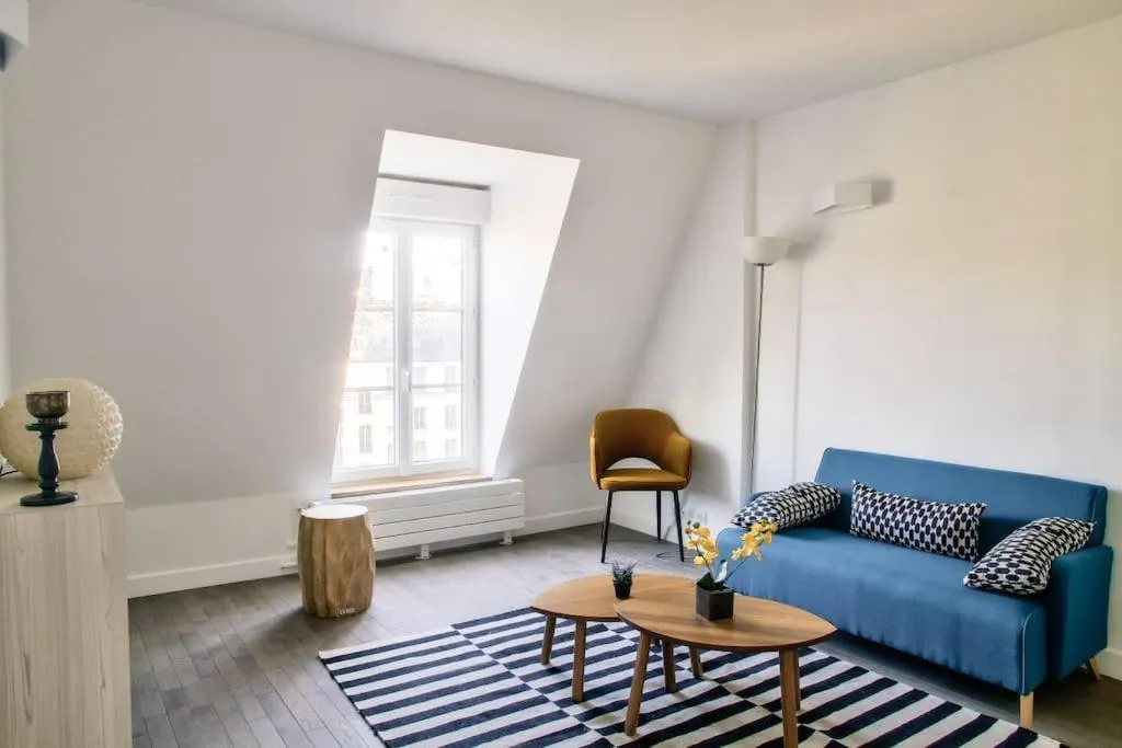 Living room in Super logement cosy avec vue sur Tour Eiffel