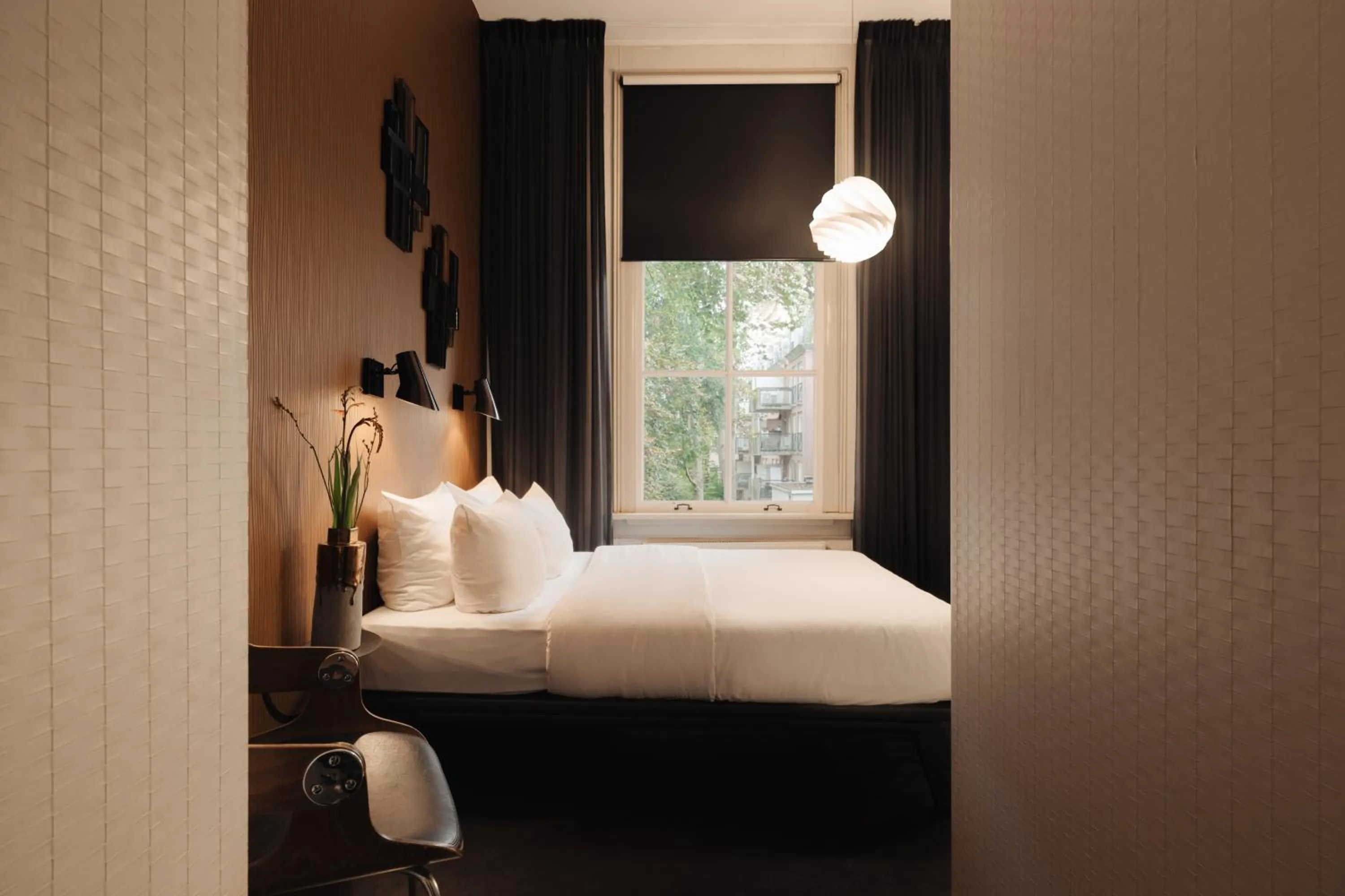 Bed in Hotel V Frederiksplein