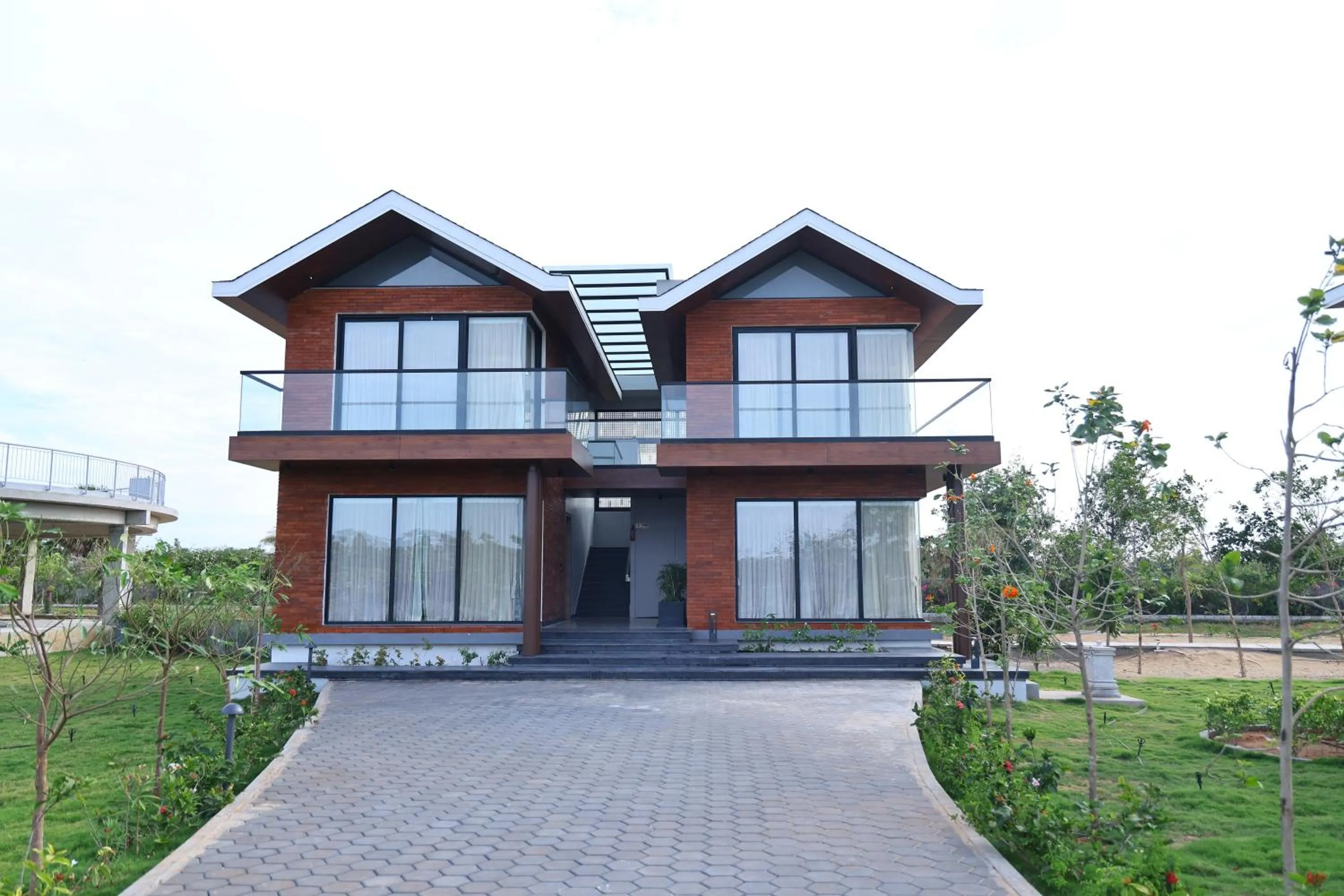 Facade/entrance in LA PALMERA