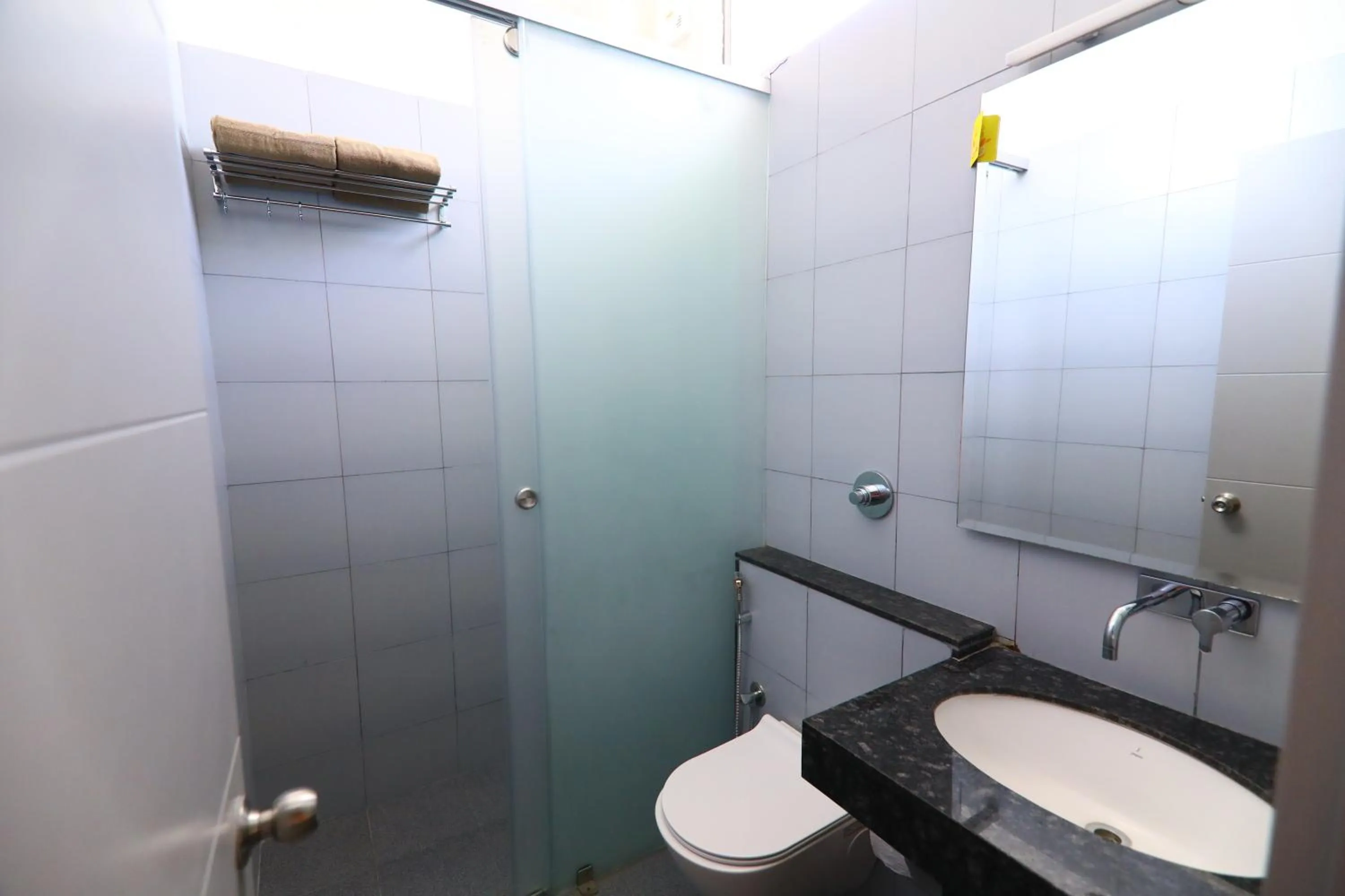 Bathroom in LA PALMERA