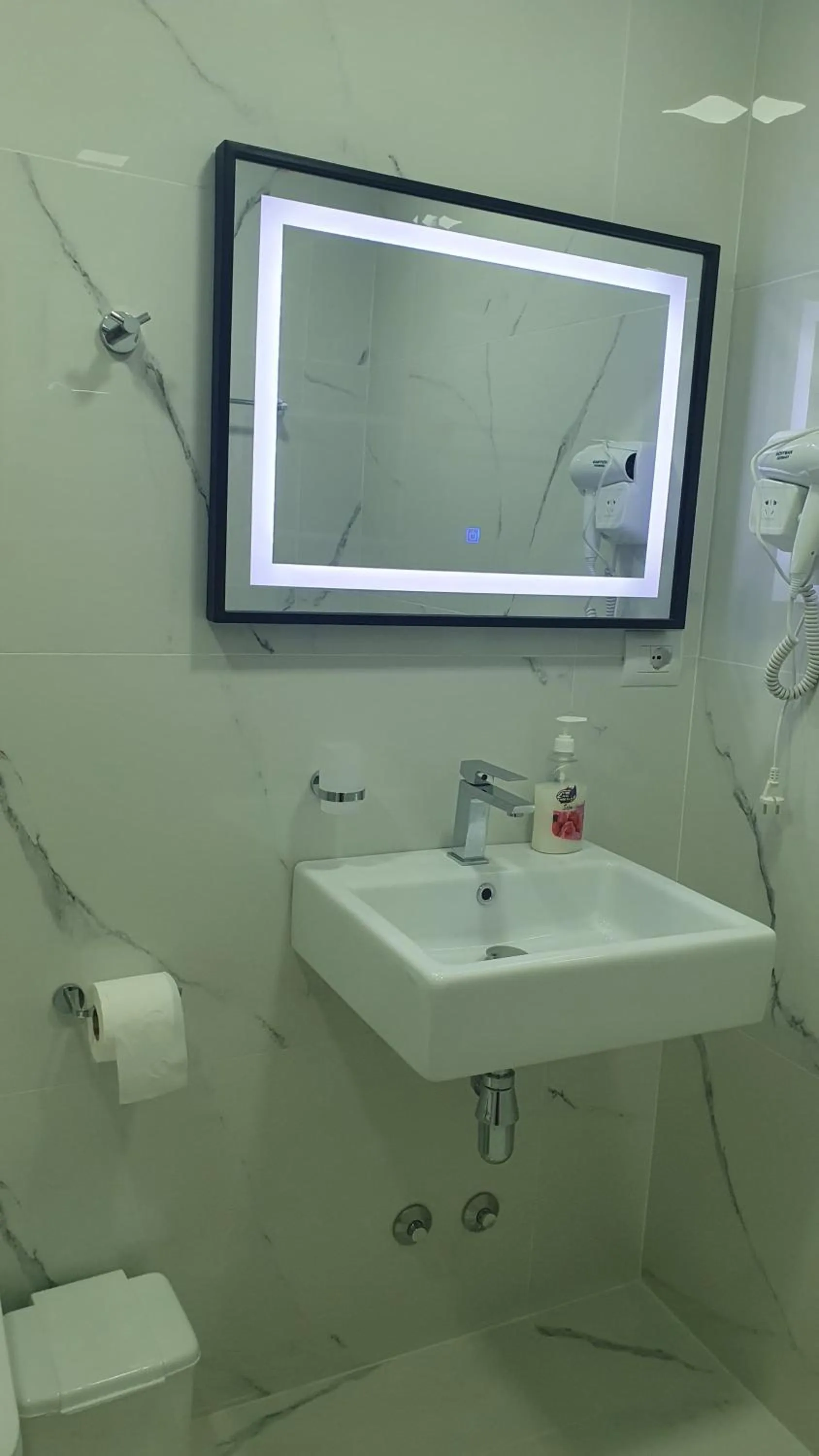 Bathroom in Ceko Hotel