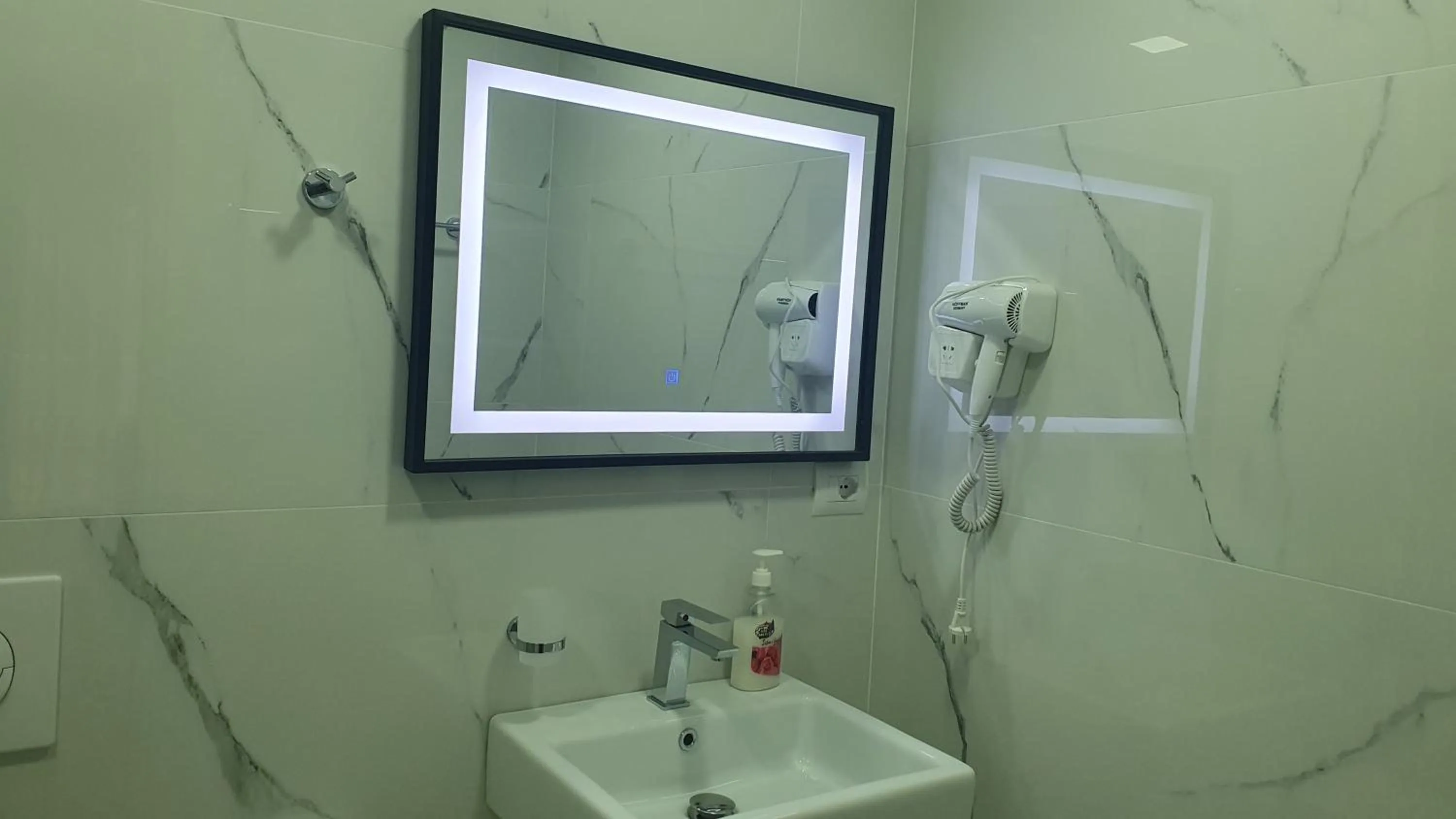 Bathroom in Ceko Hotel