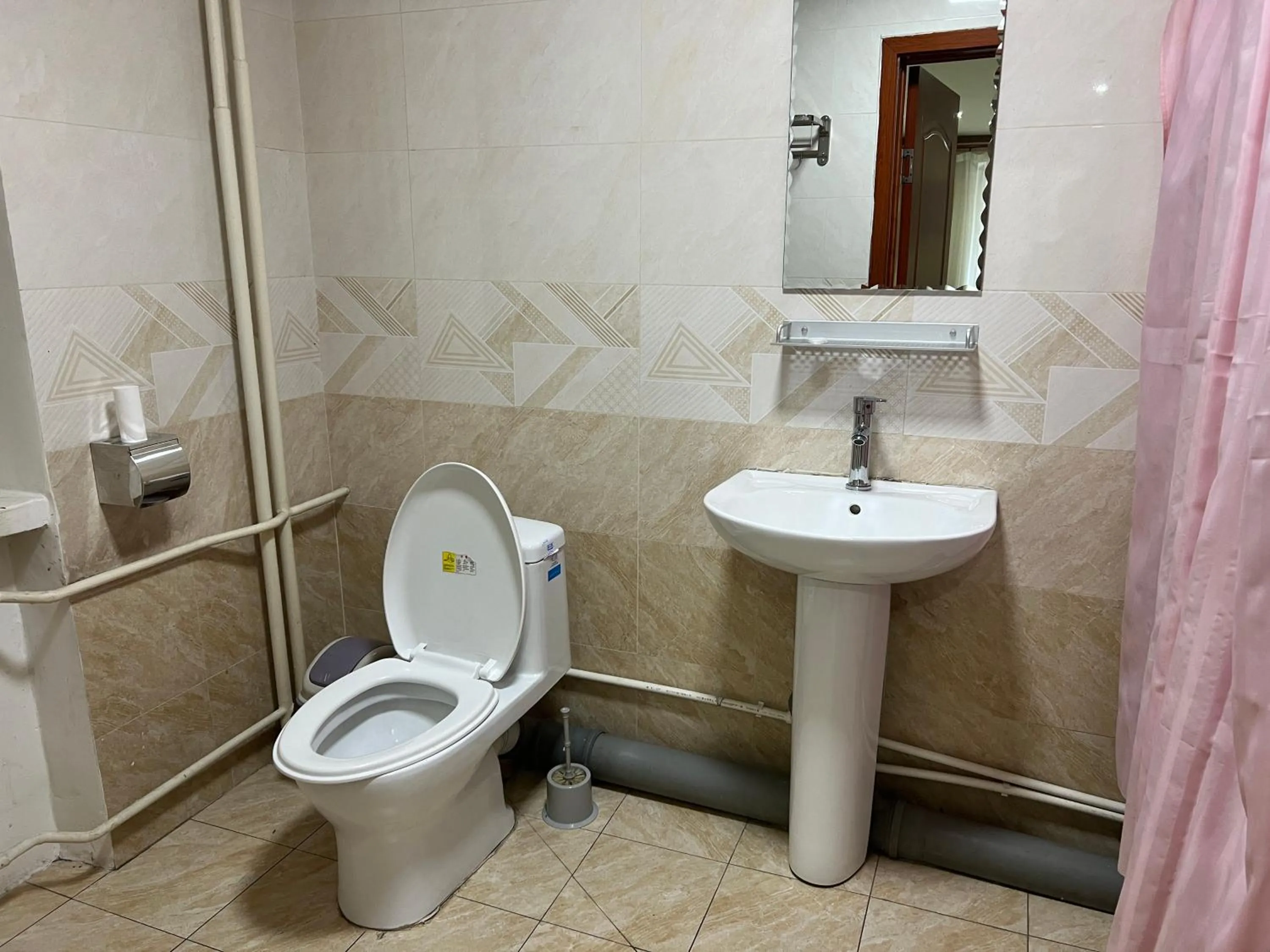 Bathroom in Negdelchin Hotel & Service Apartment