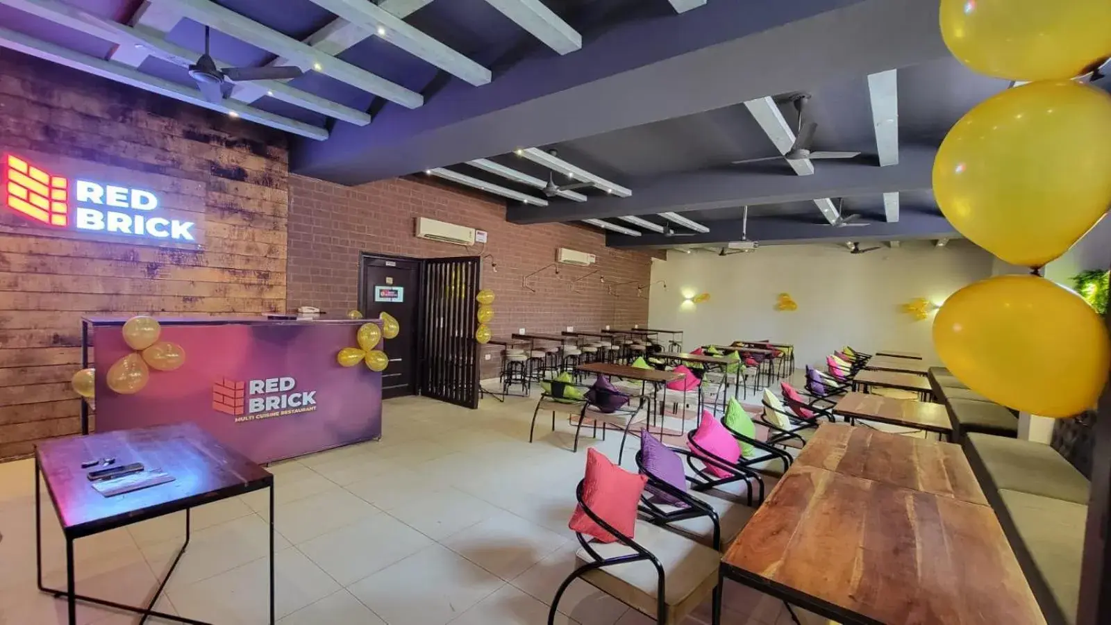 Restaurant/places to eat in Hotel Hari Villa Restaurant/places to eat in Hotel Hari Villa