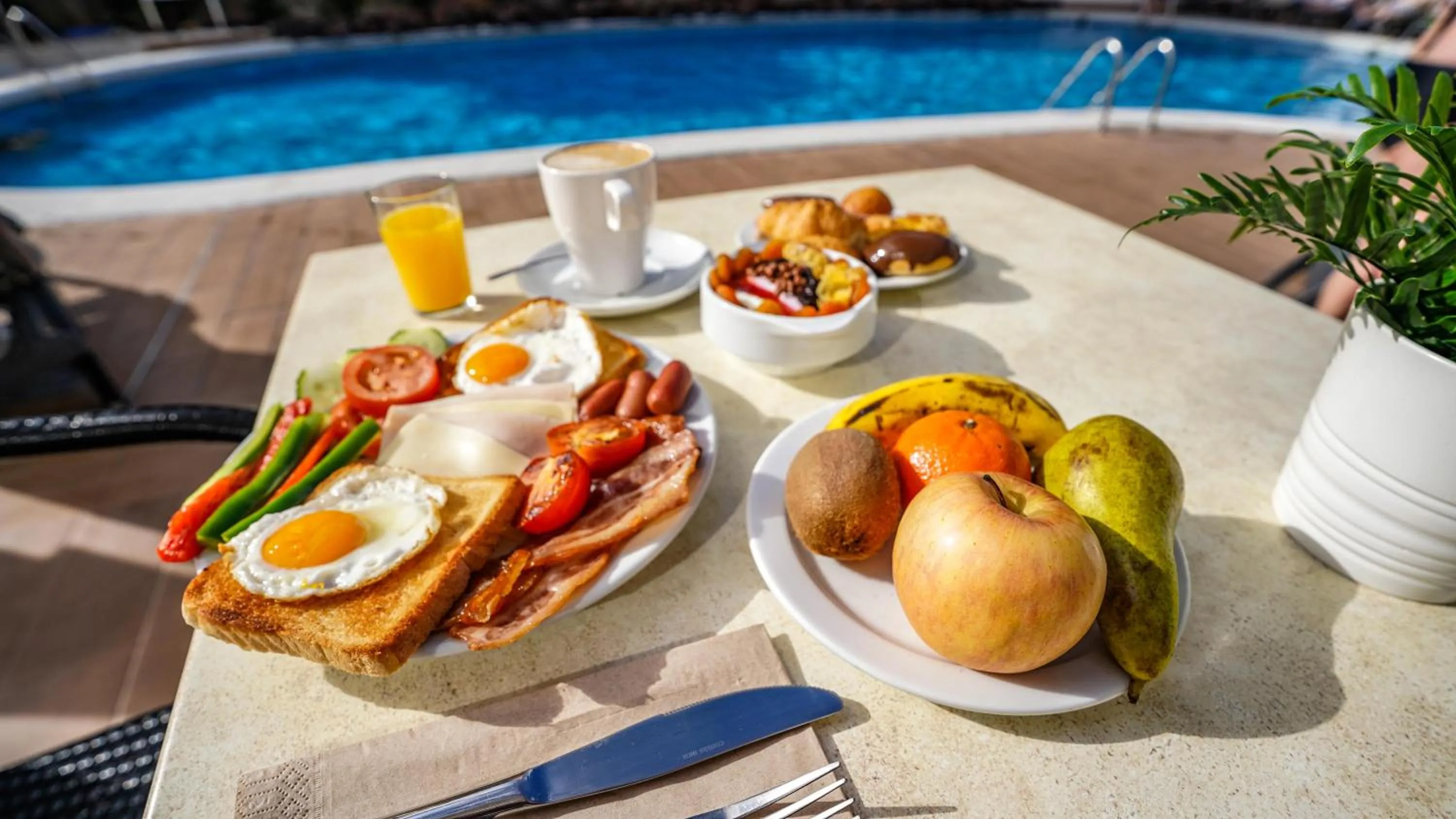 Restaurant/places to eat in Coral California - Adults Only