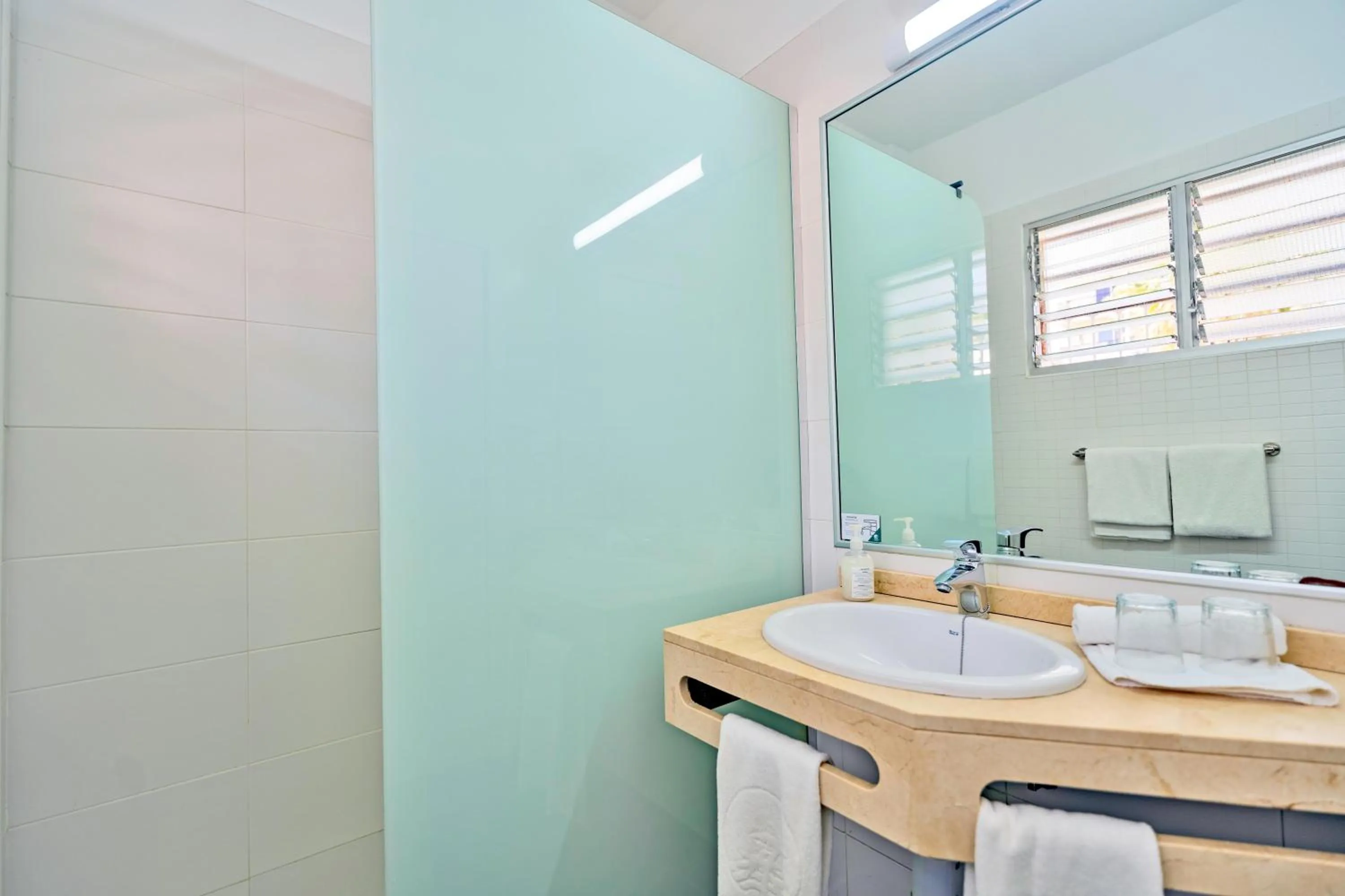 Bathroom in Coral California - Adults Only