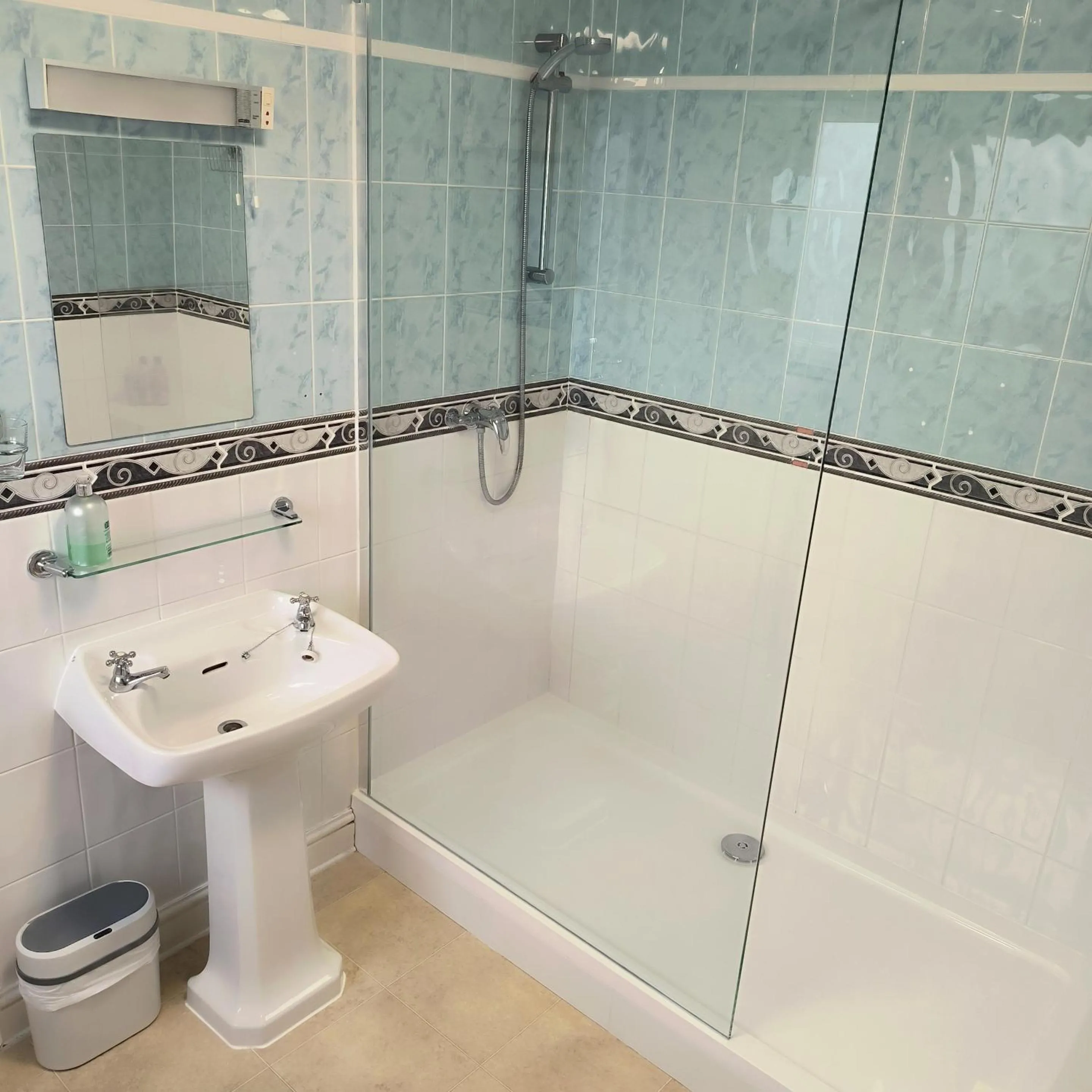 Bathroom in Meadow Rise Guest House