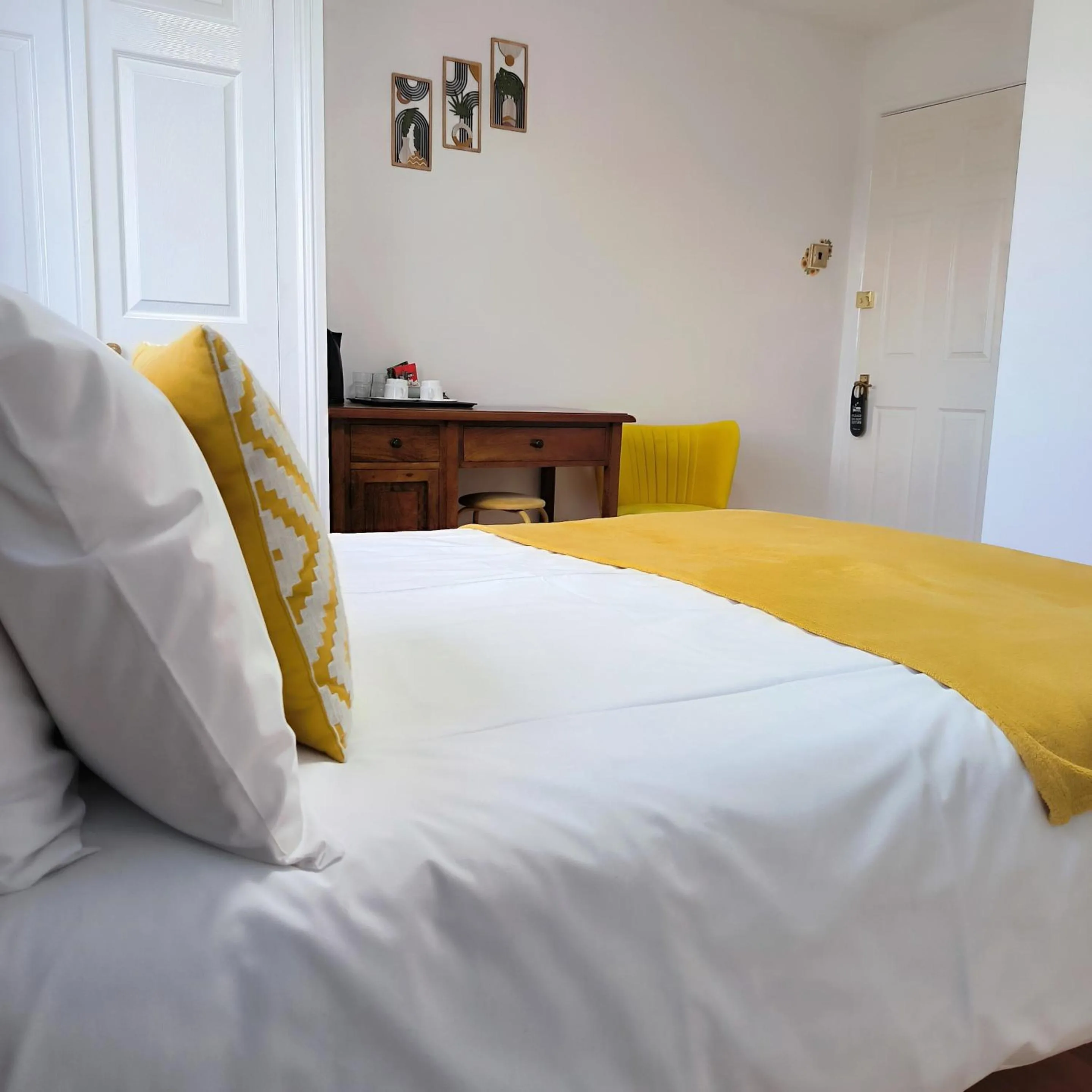Bedroom, Bed in Meadow Rise Guest House