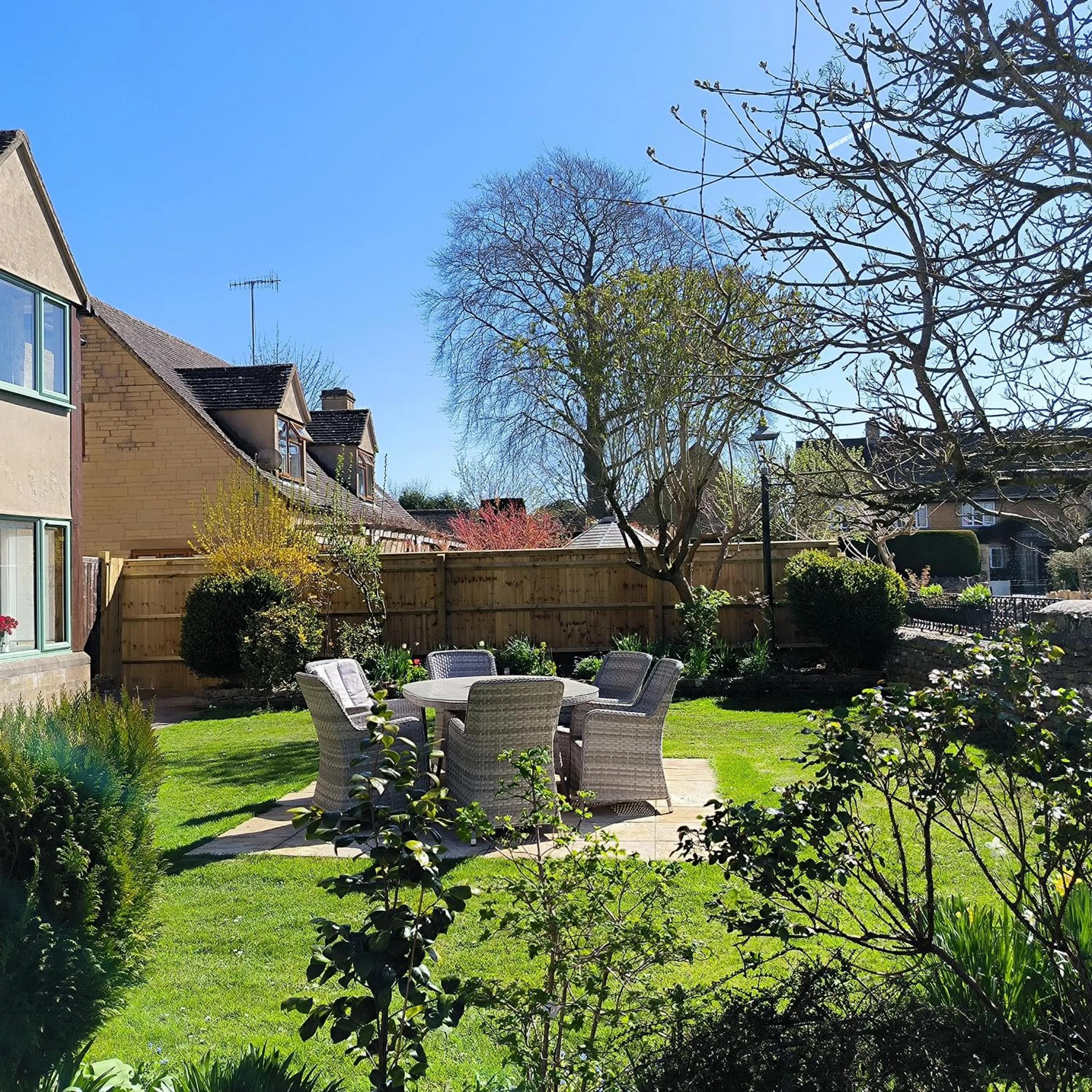 Garden in Meadow Rise Guest House
