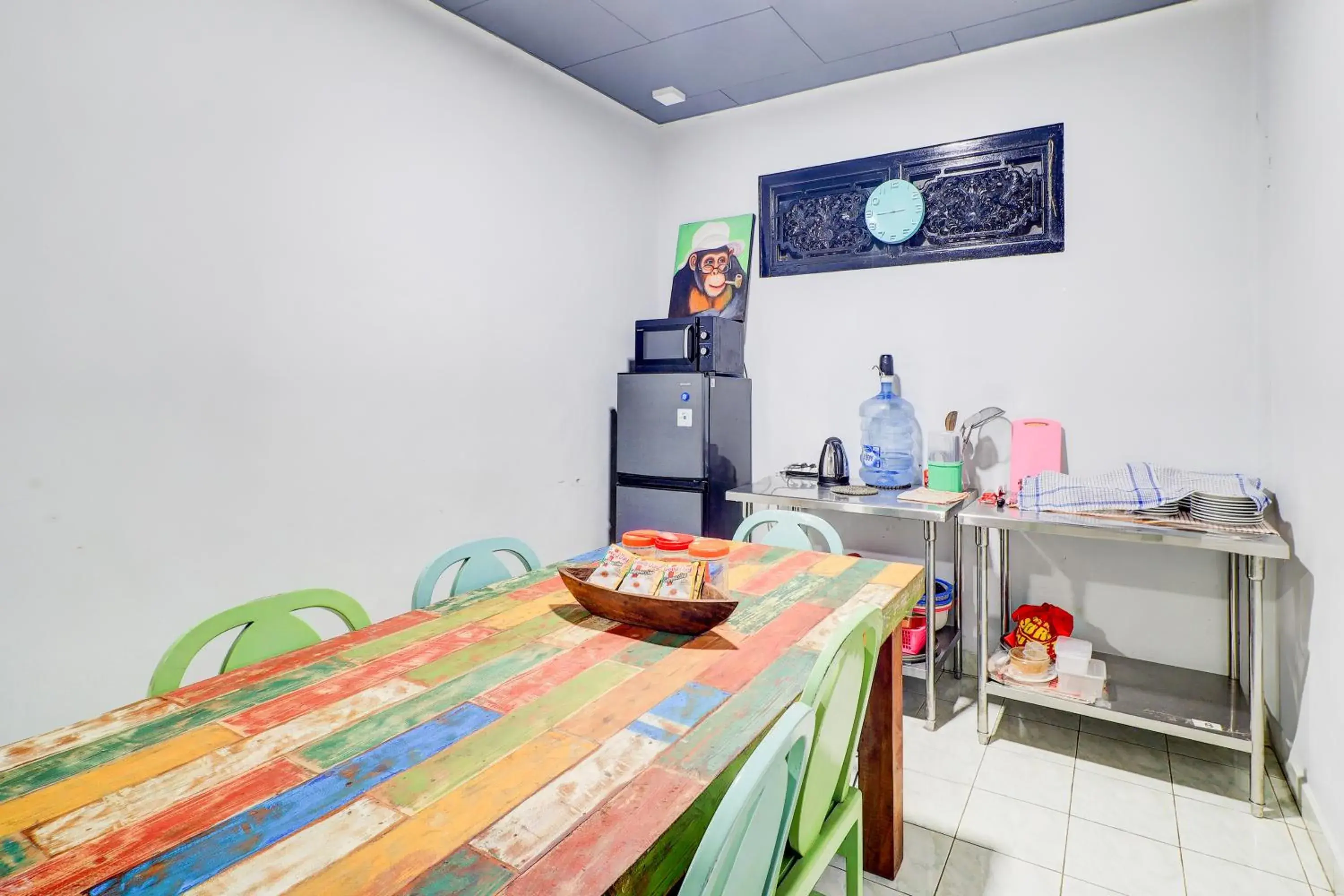 Kitchen or kitchenette, Bed in Collection O Legian Near Legian Beach Kitchen or kitchenette, Bed in Collection O Legian Near Legian Beach