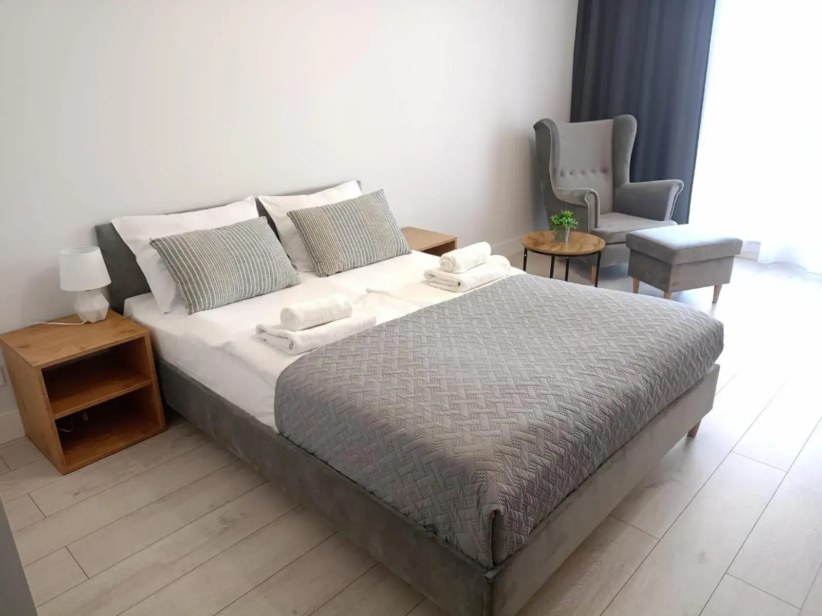 Seating area, Bed in Zakrzówek Residence Seating area, Bed in Zakrzówek Residence