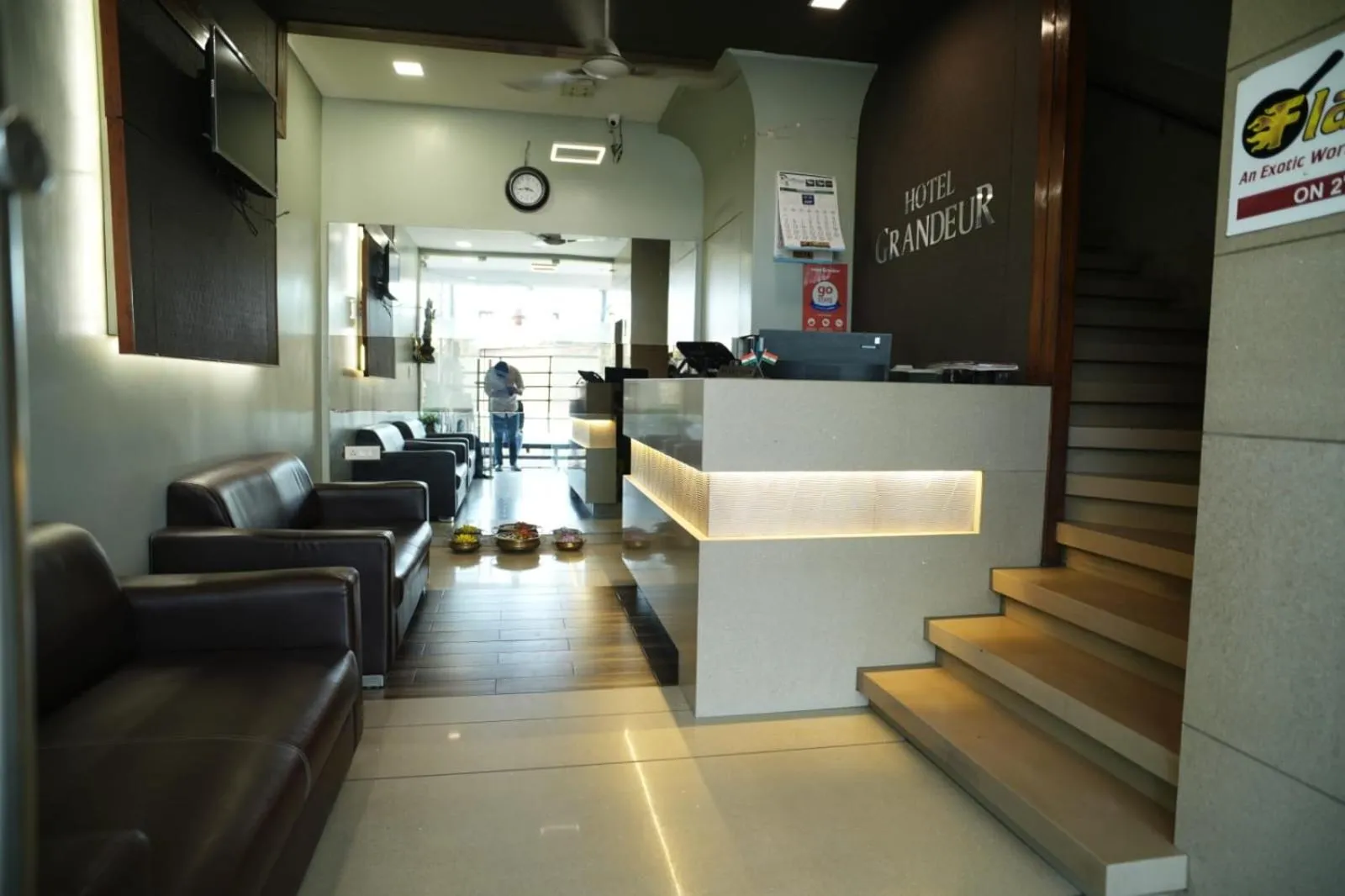 Facade/entrance in HOTEL GRANDEUR