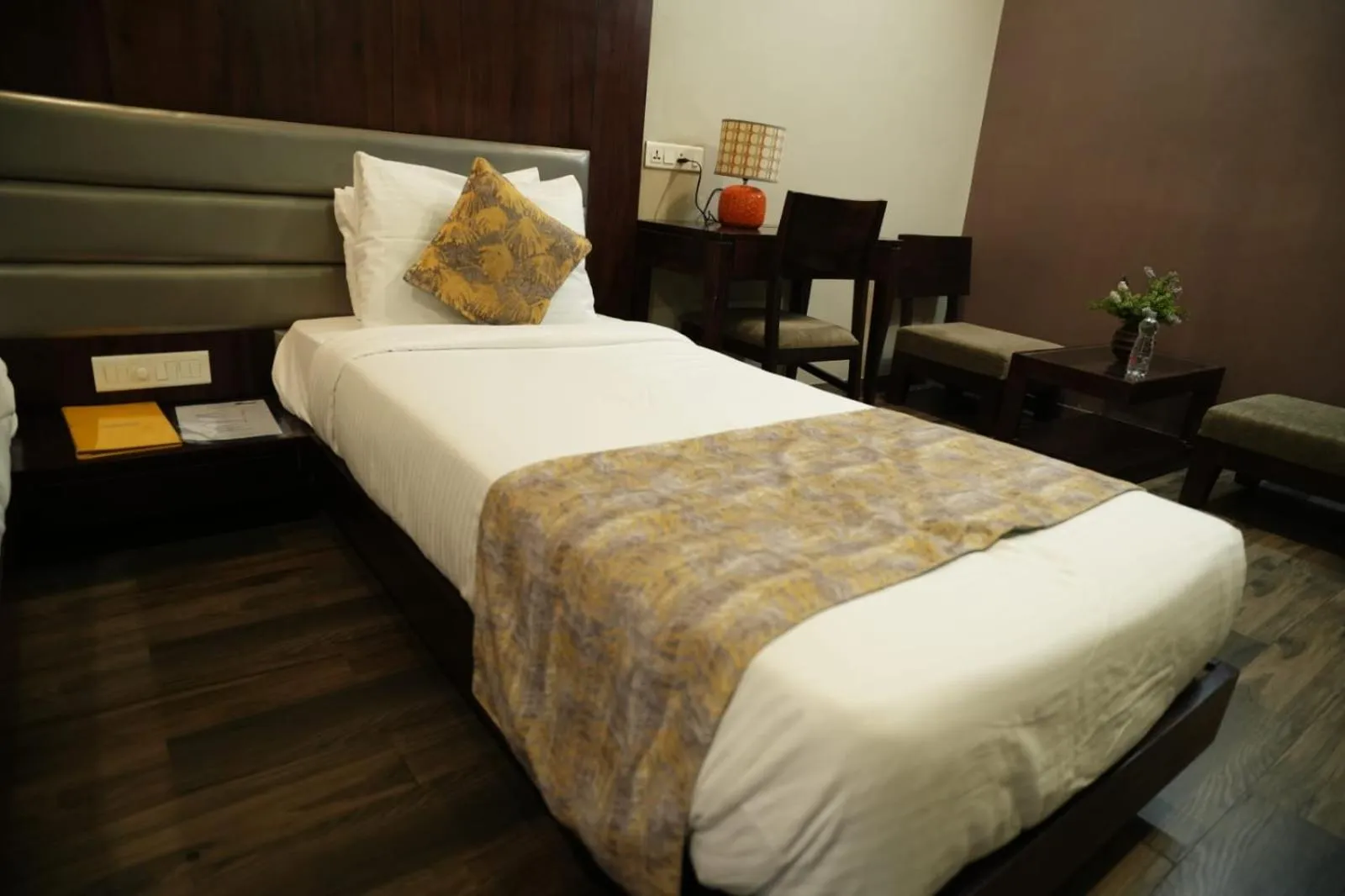 Bed in HOTEL GRANDEUR