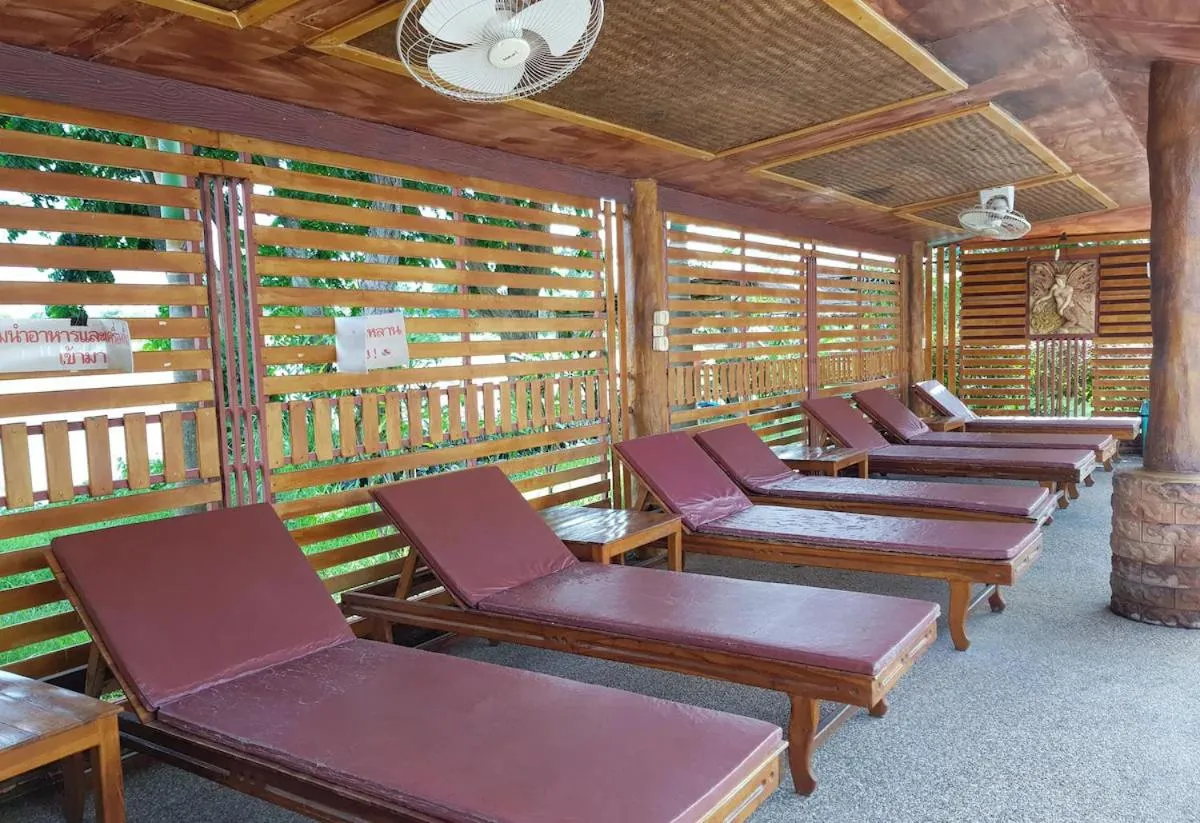 Area and facilities in Changthai Comfort Guest House