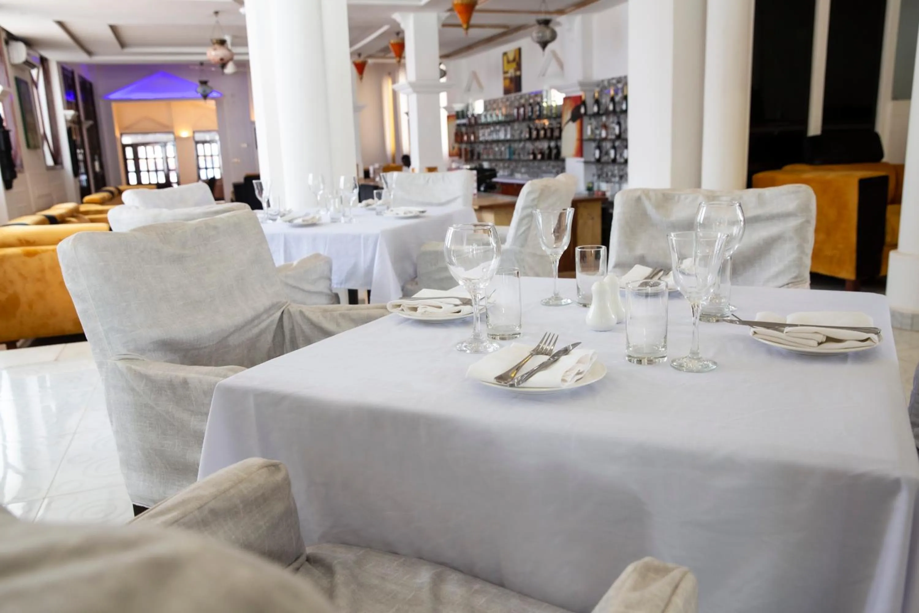 Restaurant/places to eat in Coconut Residence & Spa