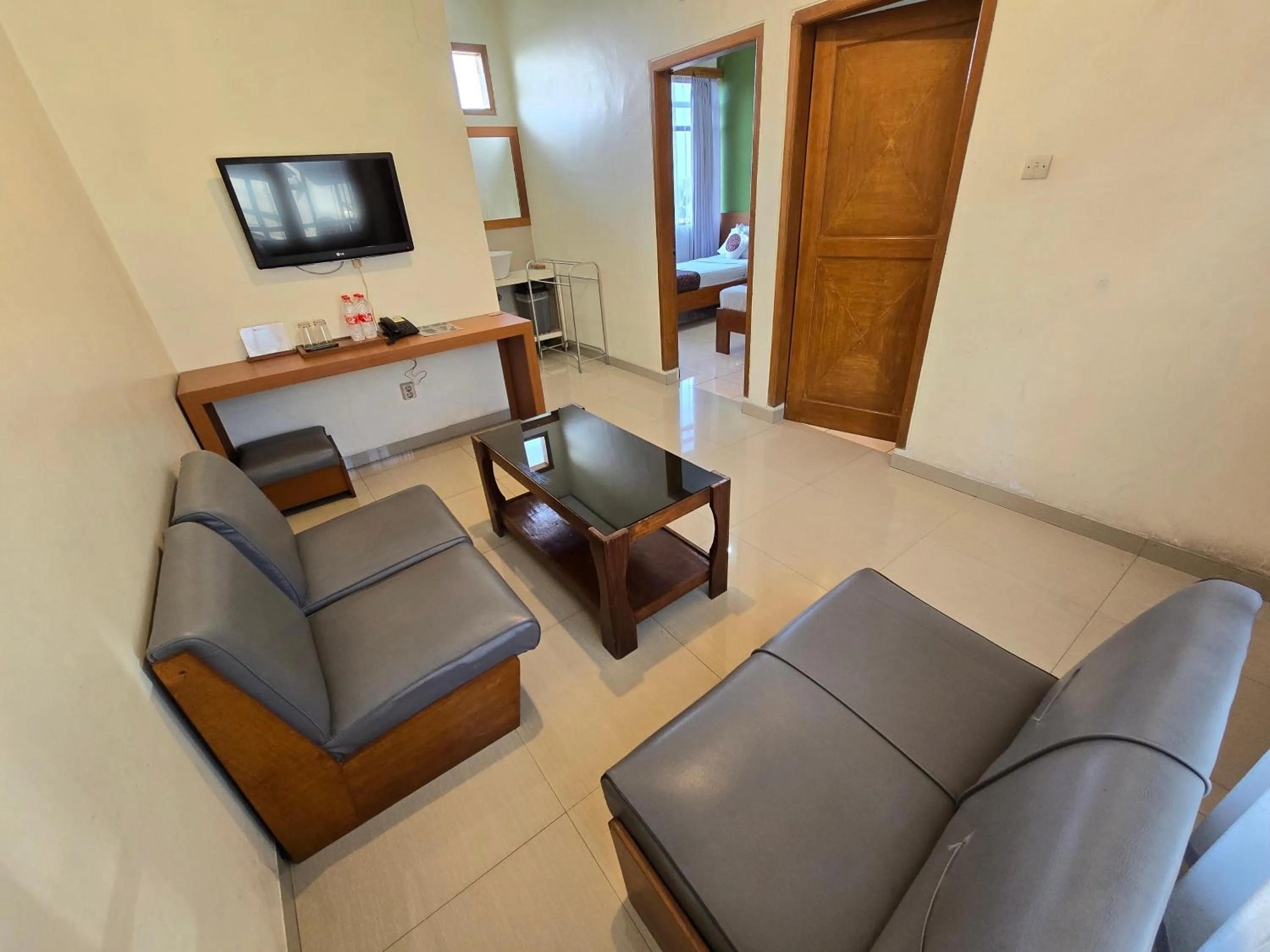 Living room in Kusma Hotel Bandungan Semarang