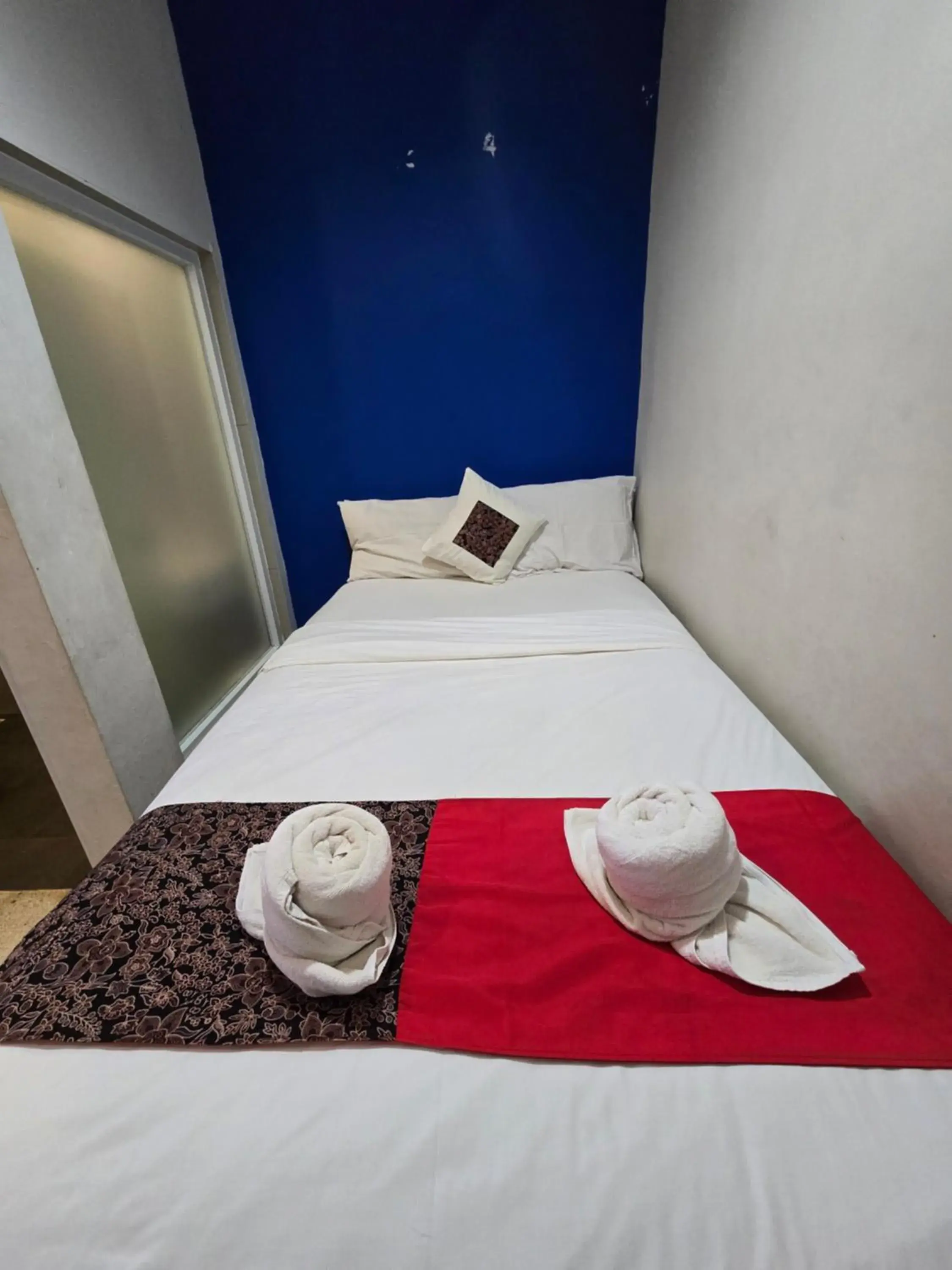 Bed in Kusma Hotel Bandungan Semarang Bed in Kusma Hotel Bandungan Semarang