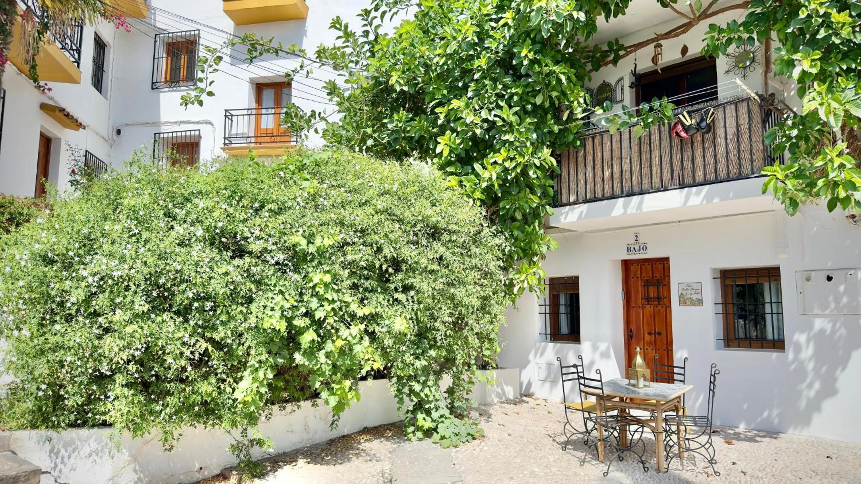 Patio in Hotel Abaco Altea