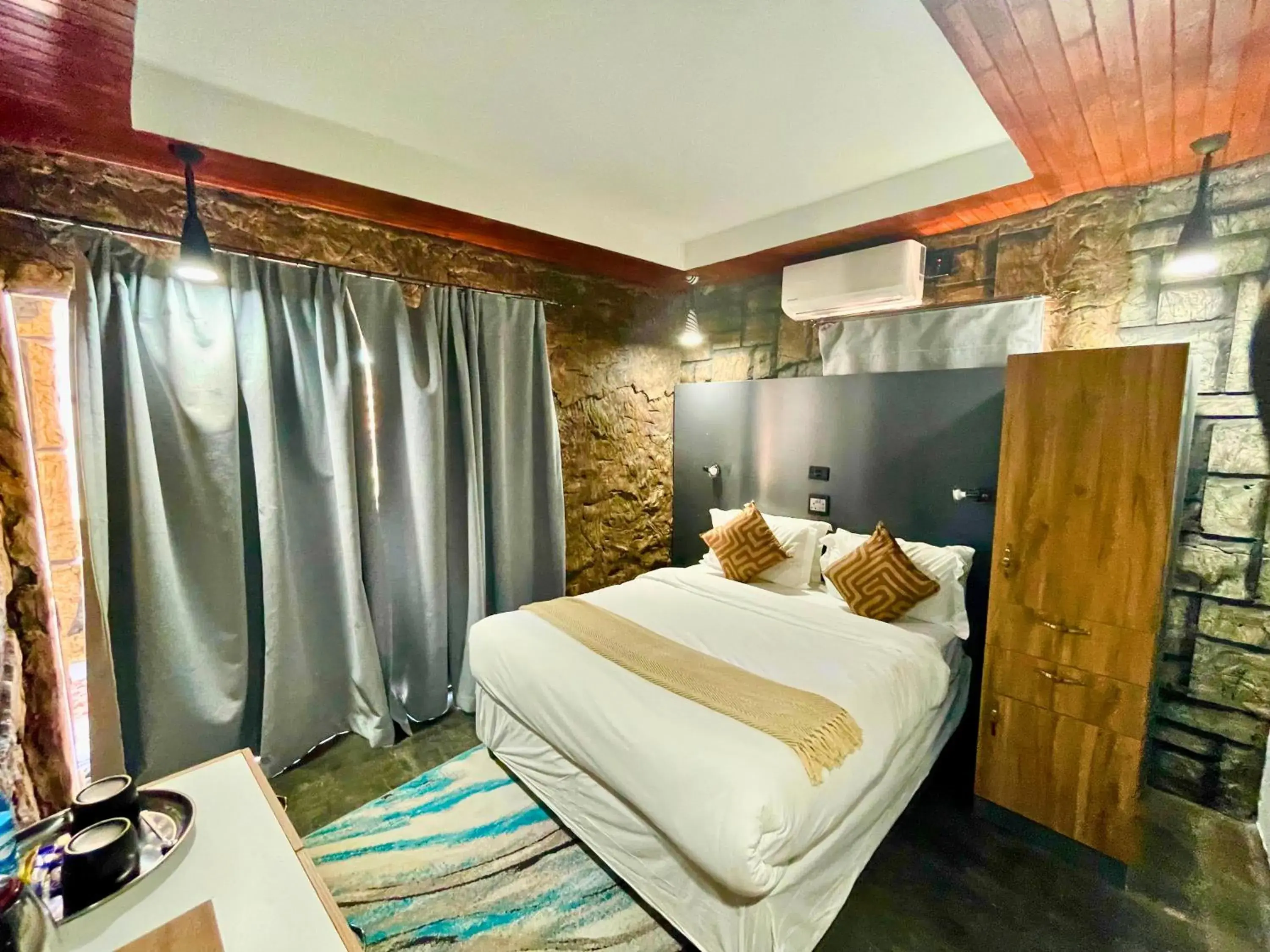 Bedroom, Bed in Rustiek Hotel Bedroom, Bed in Rustiek Hotel