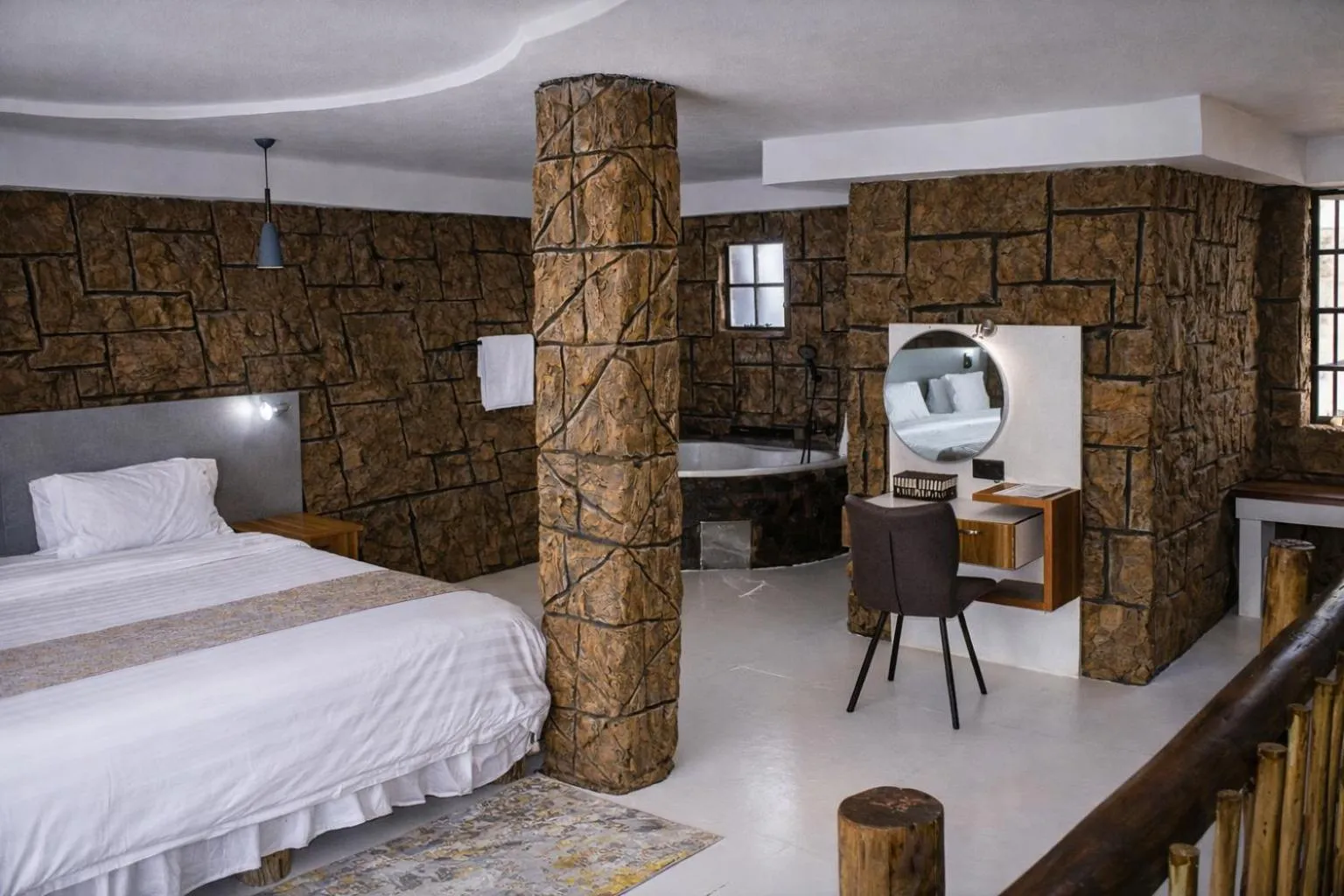 Bed in Rustiek Hotel