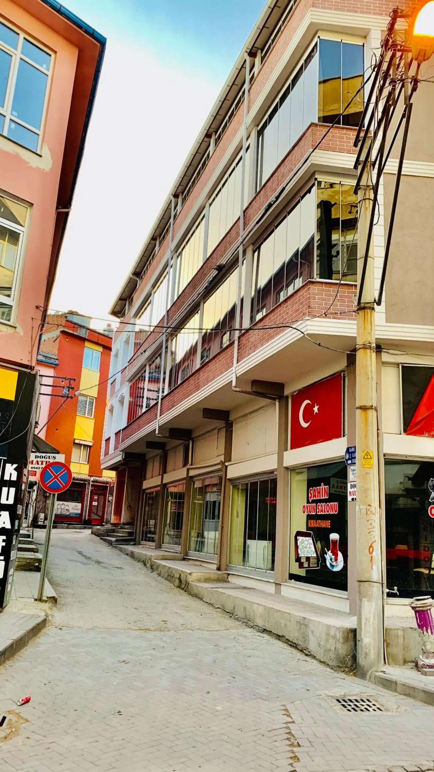 Property building in Uyu Room Uşak Otel