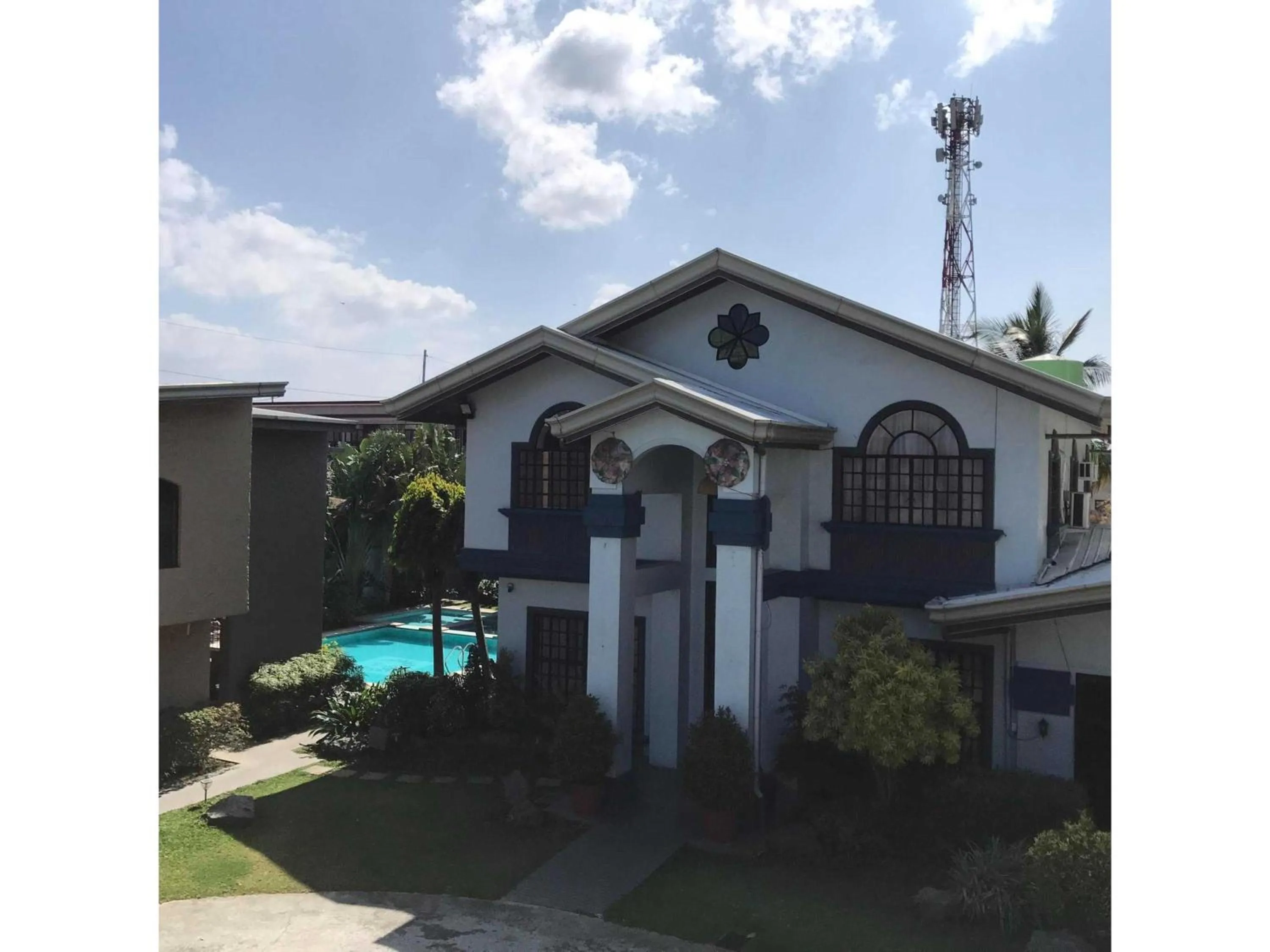 Facade/entrance in Laurel Heritage Resort and Spa