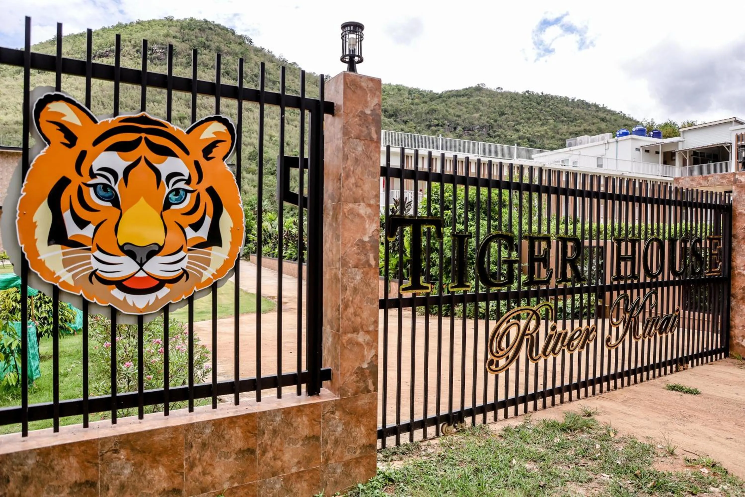 Property building in Tiger House River Kwai