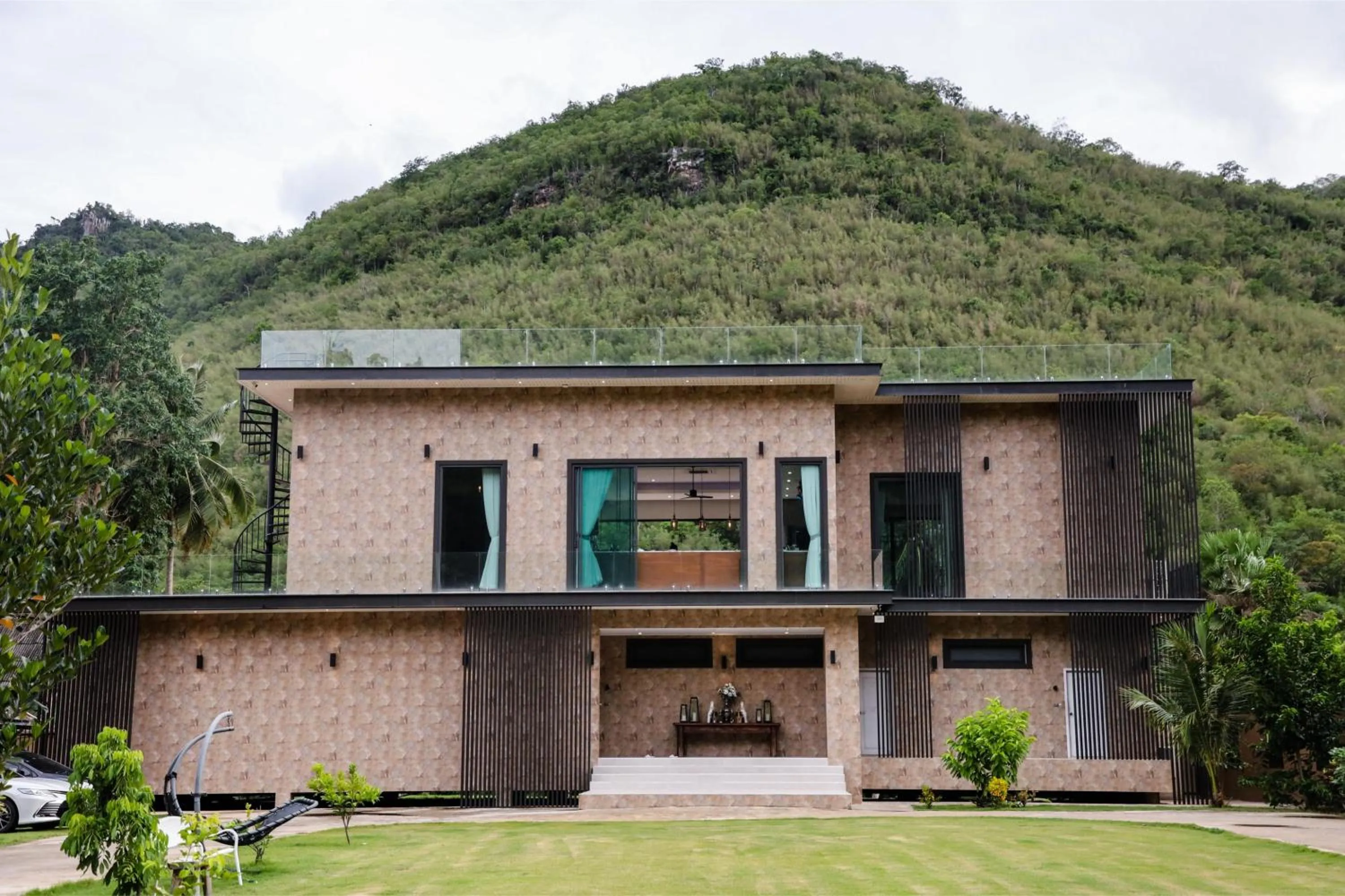 Property building in Tiger House River Kwai