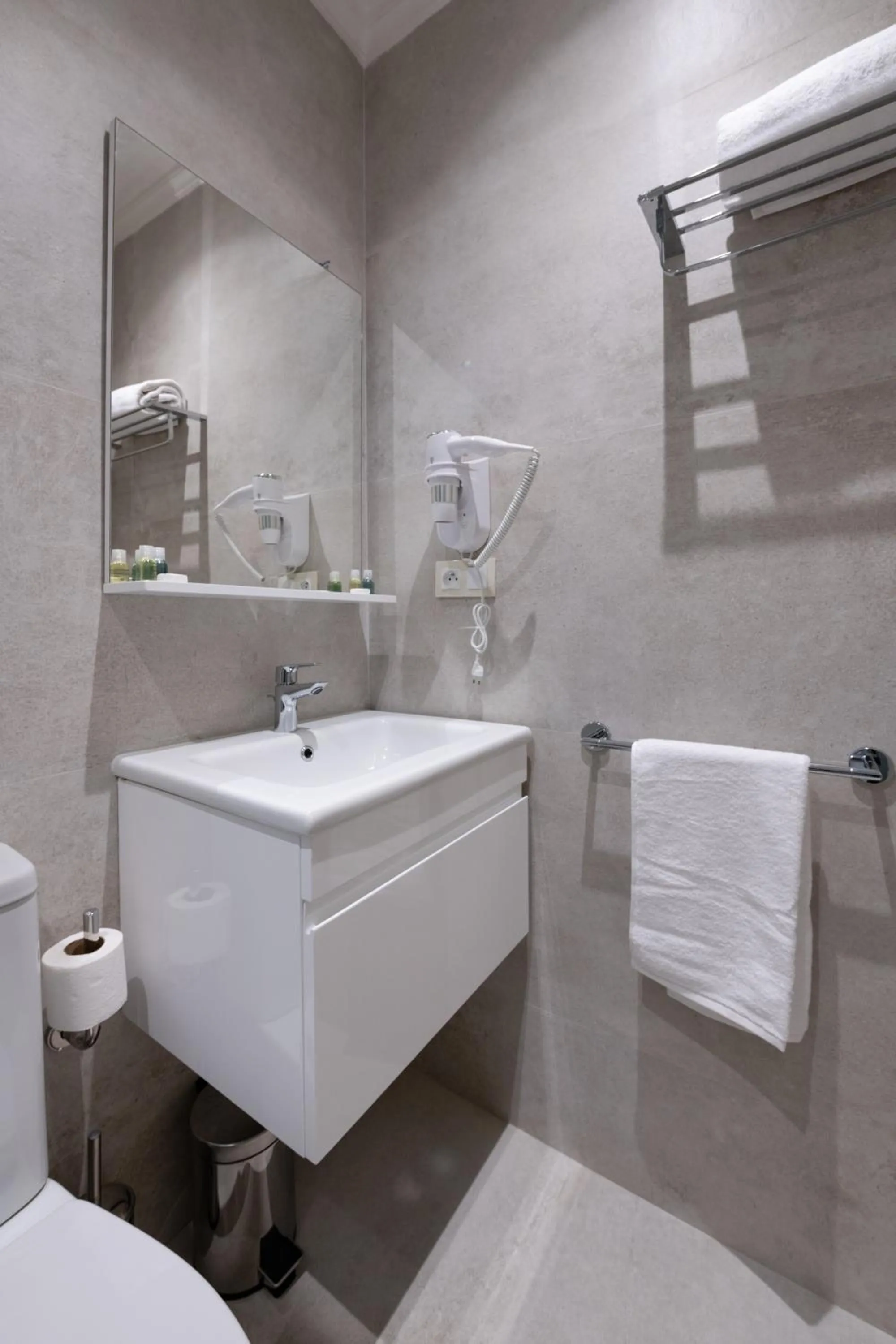 Shower in Hotel El Toro Tanger