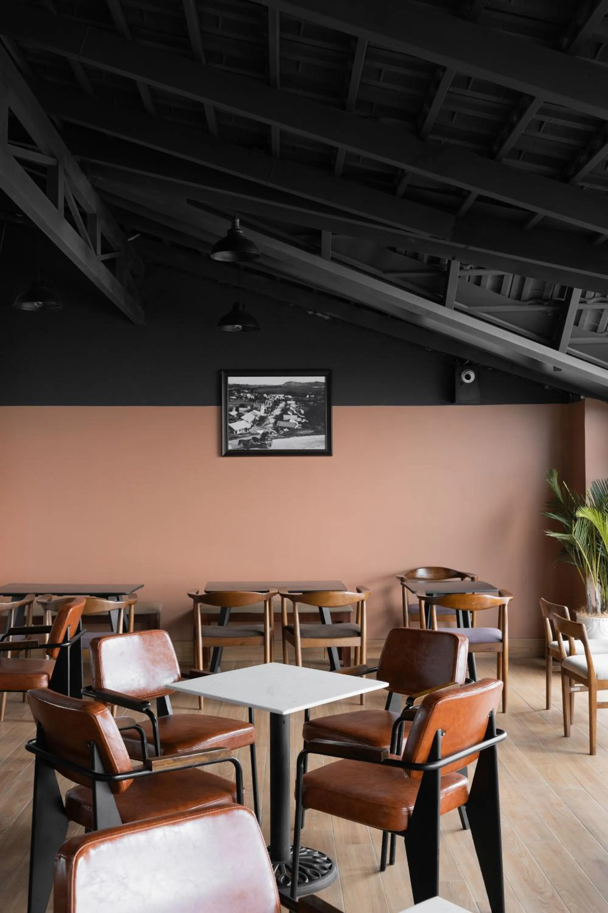 Restaurant/places to eat in Lumina Hotel Da Lat Central