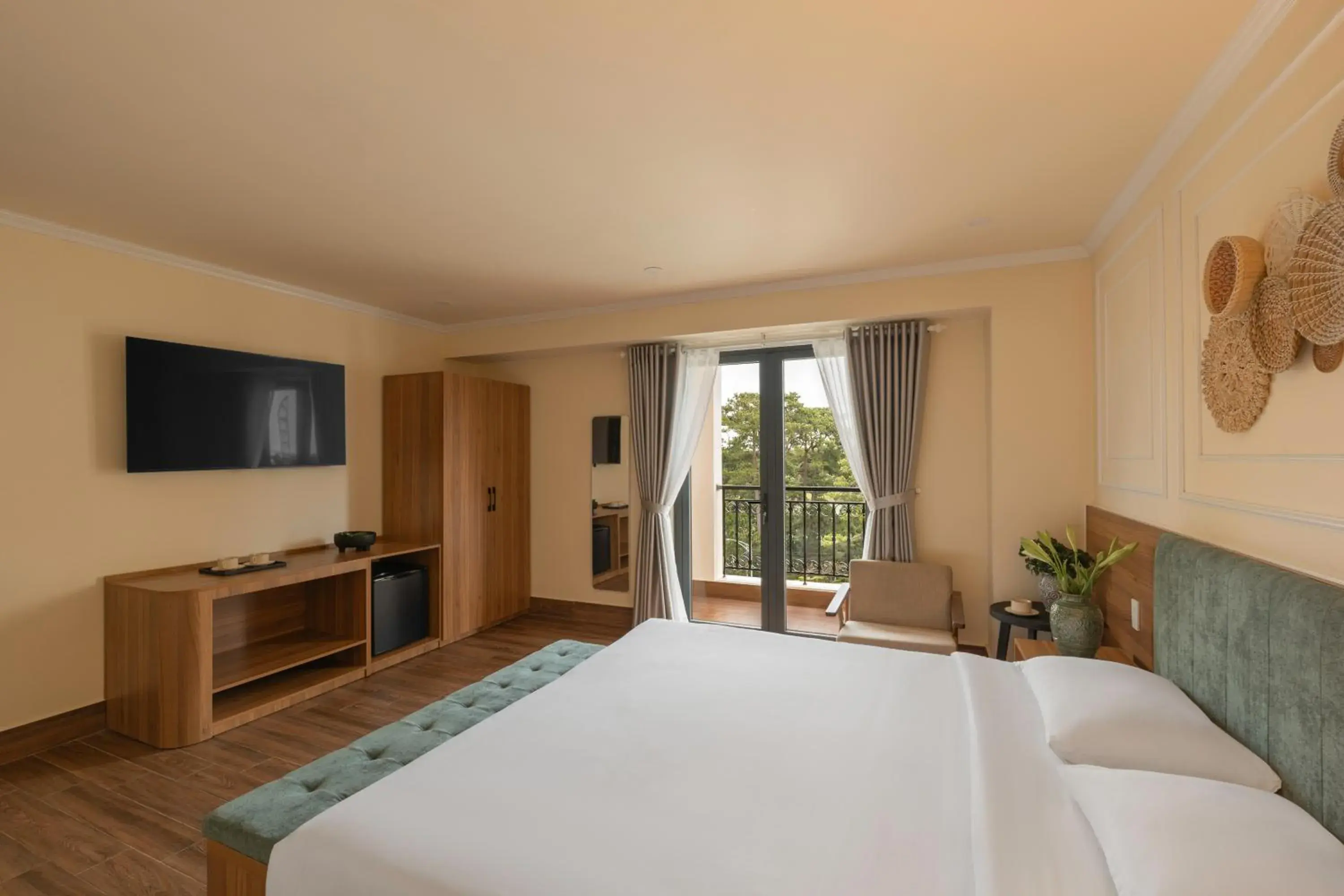 Photo of the whole room, Bed in Lumina Hotel Da Lat Central Photo of the whole room, Bed in Lumina Hotel Da Lat Central