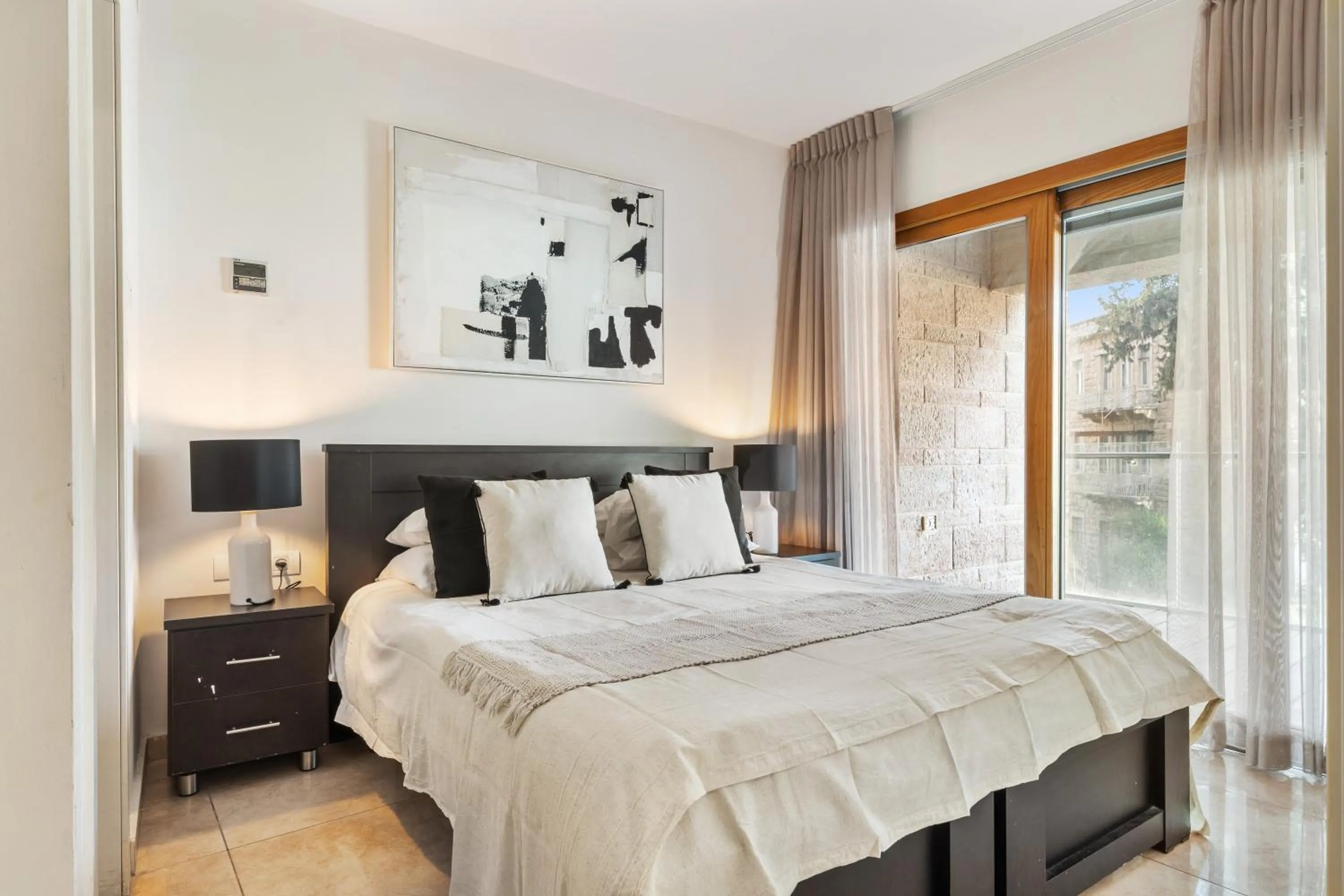 Bed in King David Residence - Isrentals
