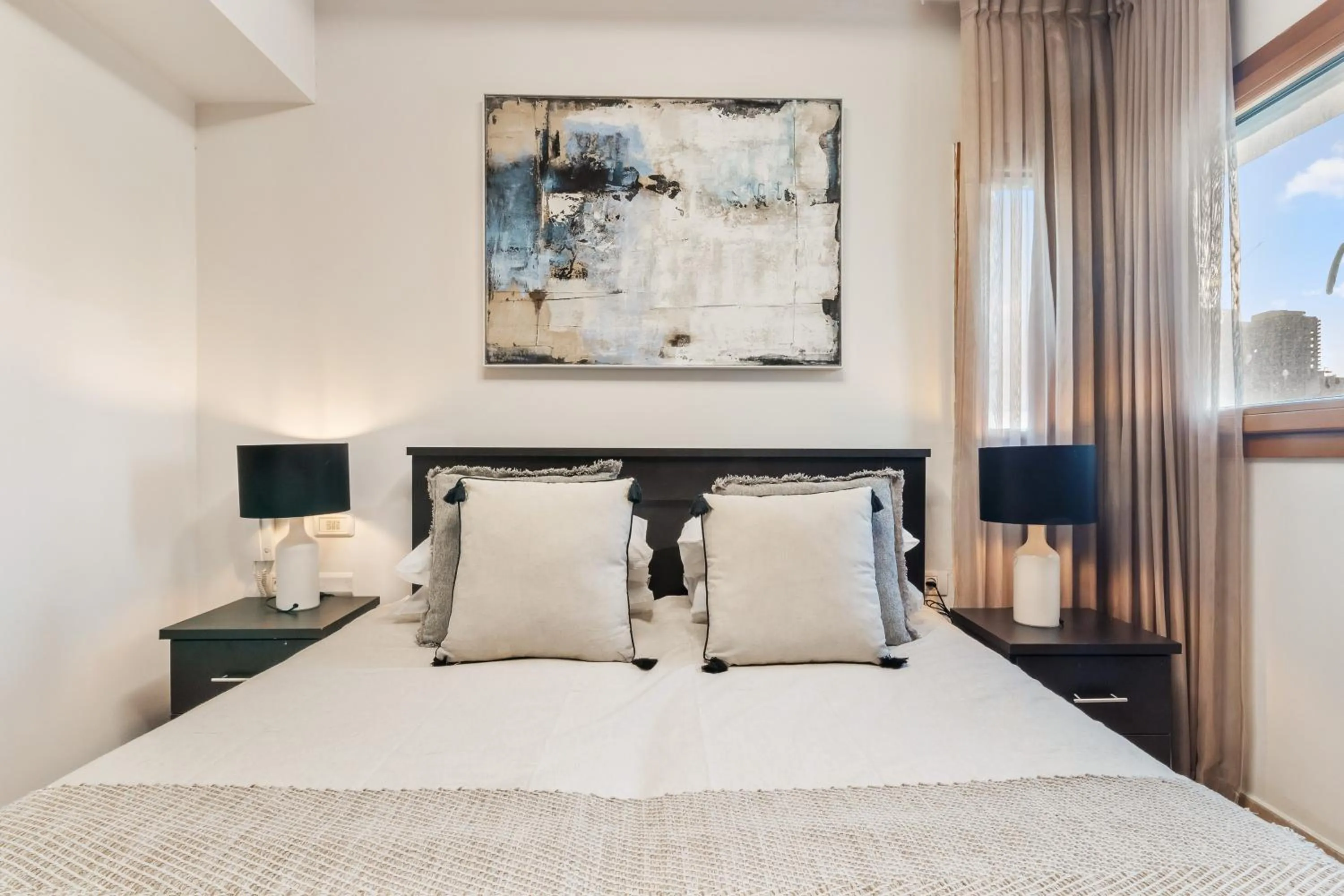 Bed in King David Residence - Isrentals