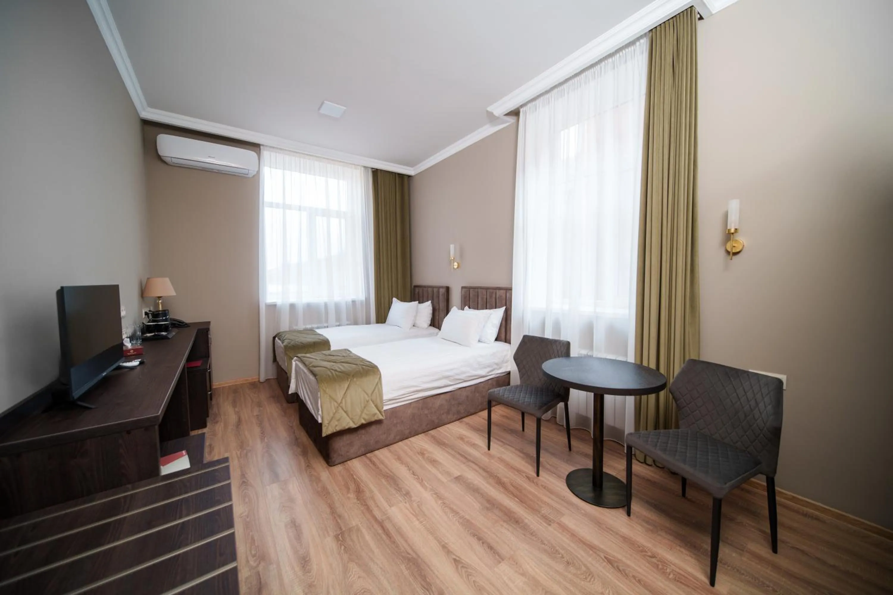 Seating area, Bed in Vallex Garden Hotel Alaverdi