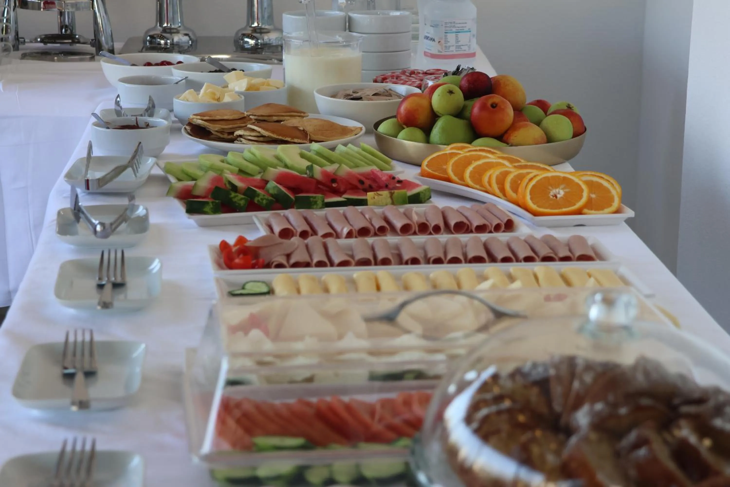 Food and drinks in Hotel Porta Ksamil