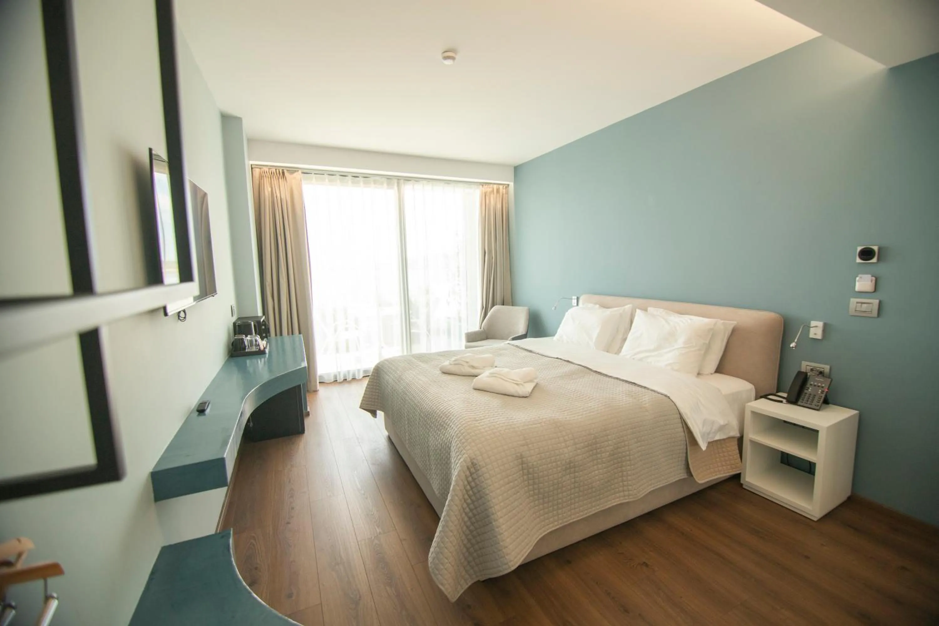 Photo of the whole room, Bed in Hotel Porta Ksamil