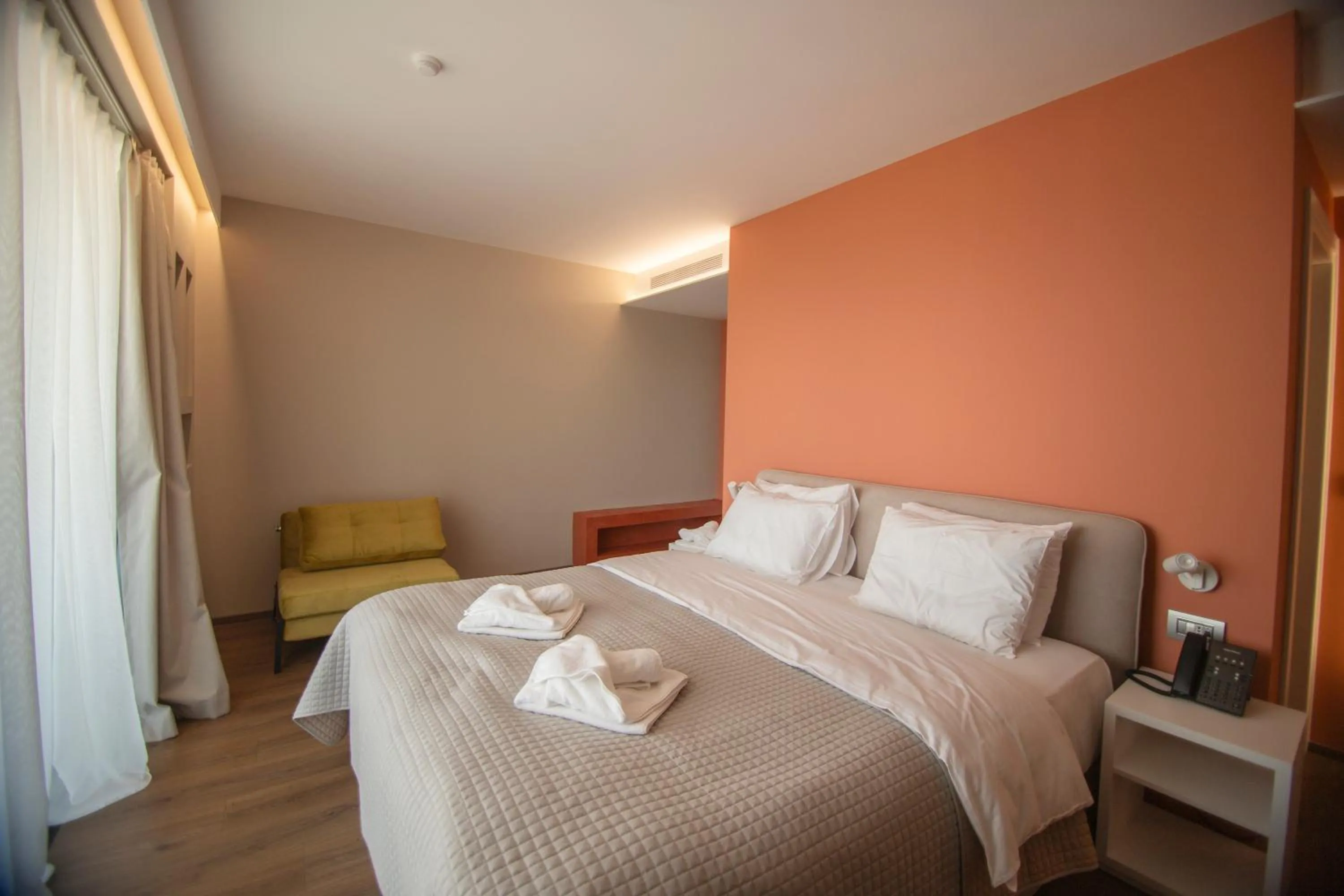 Photo of the whole room, Bed in Hotel Porta Ksamil