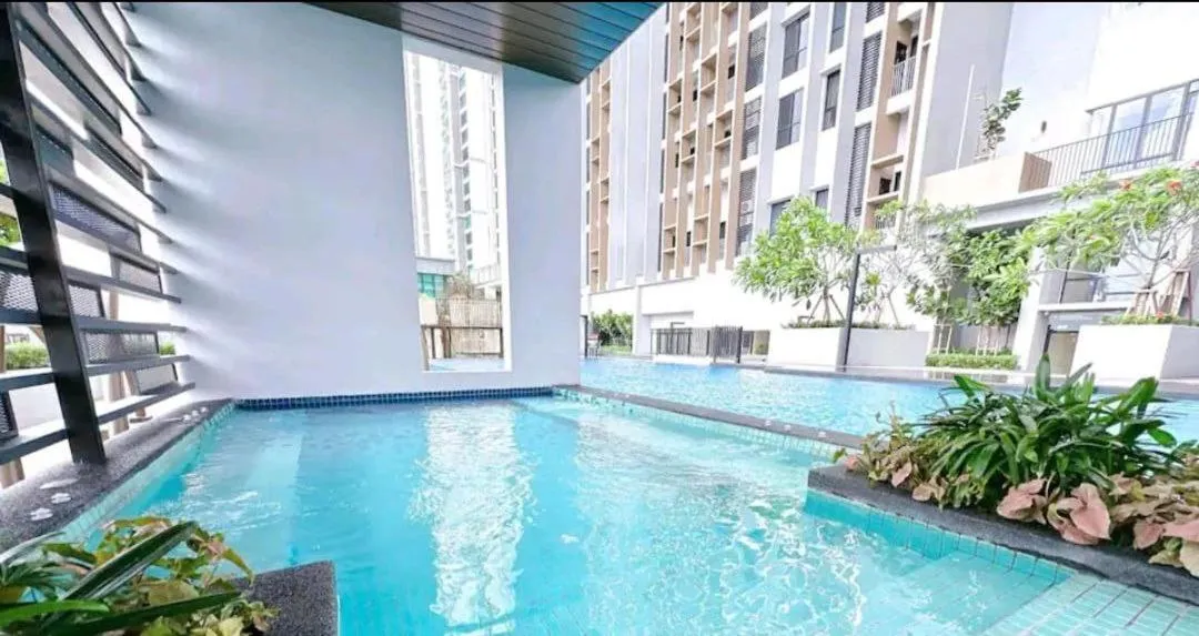 Sky Tree Serviced Apartment at Bukit Indah With Netflix