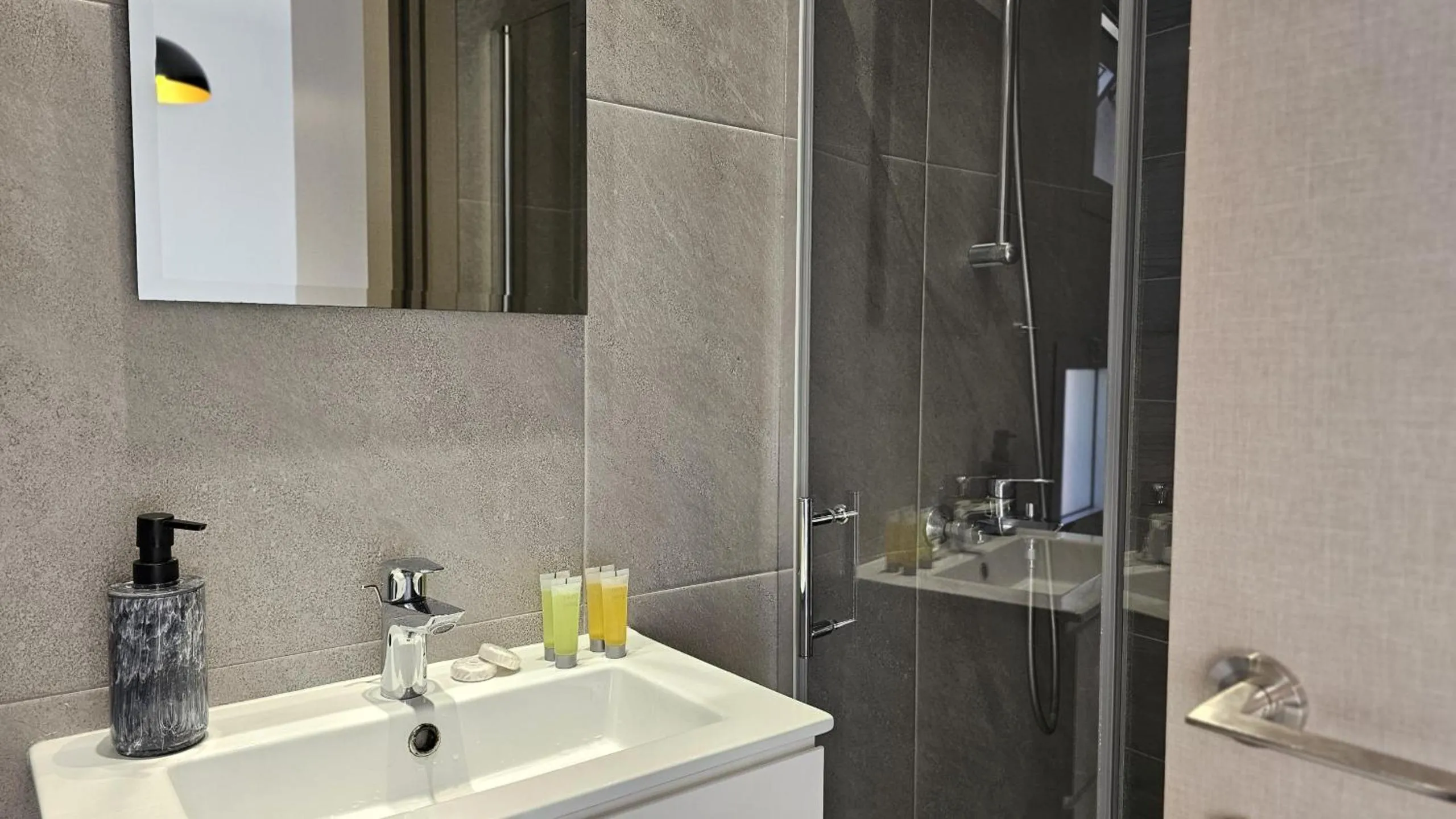 Bathroom in STAY Digital Den Apartment