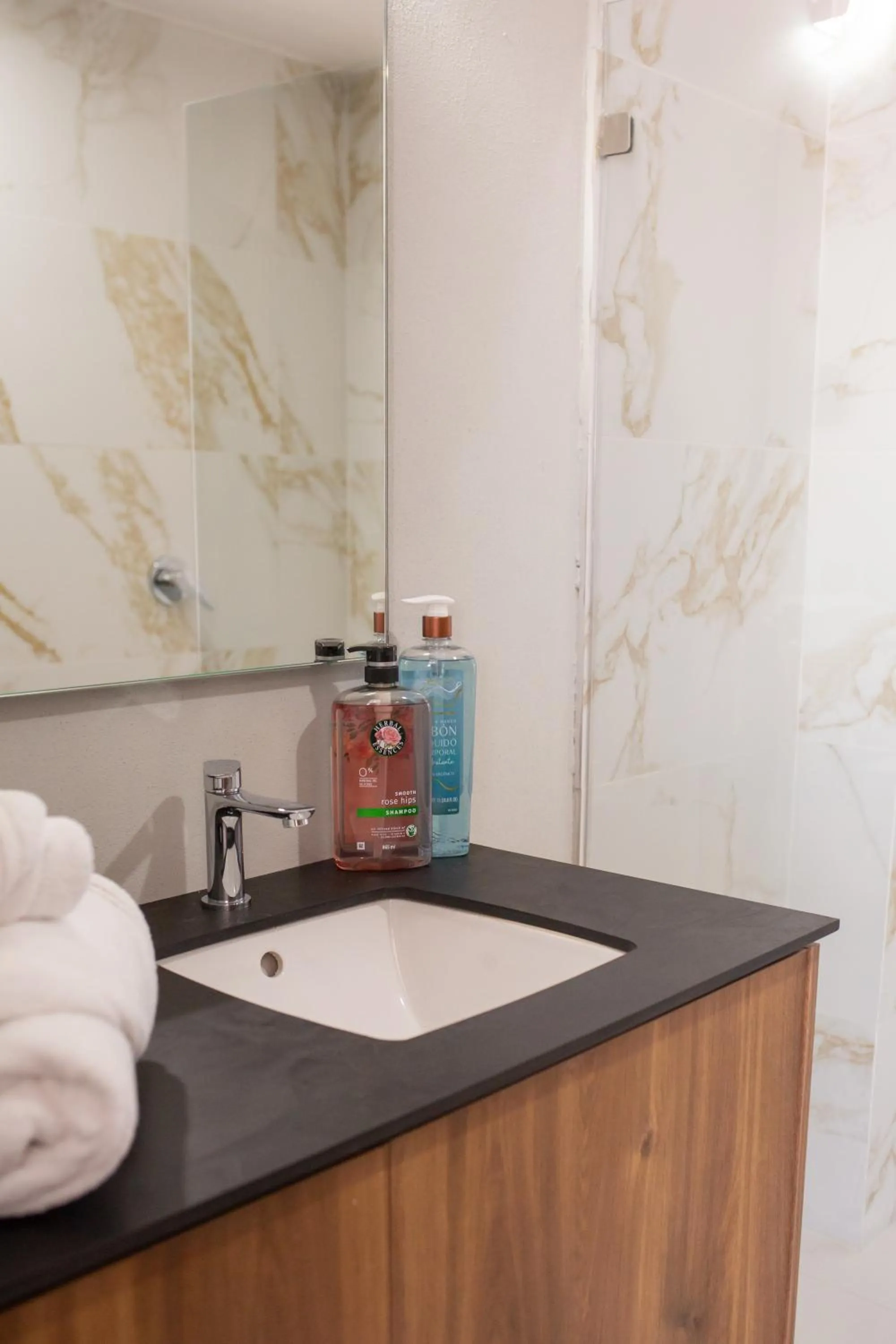 Suites del Carmen Consulado