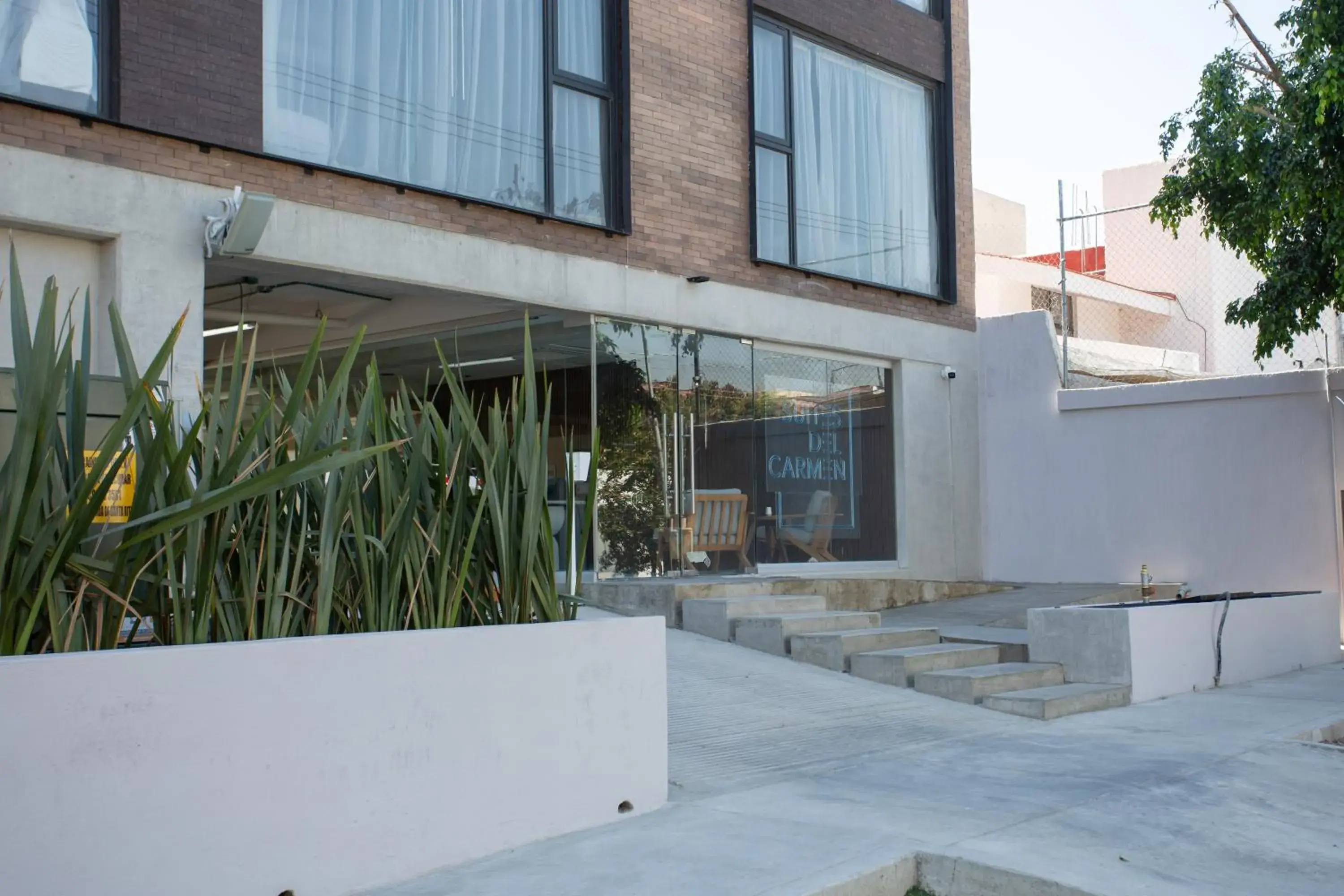 Property building in Suites del Carmen Consulado Property building in Suites del Carmen Consulado