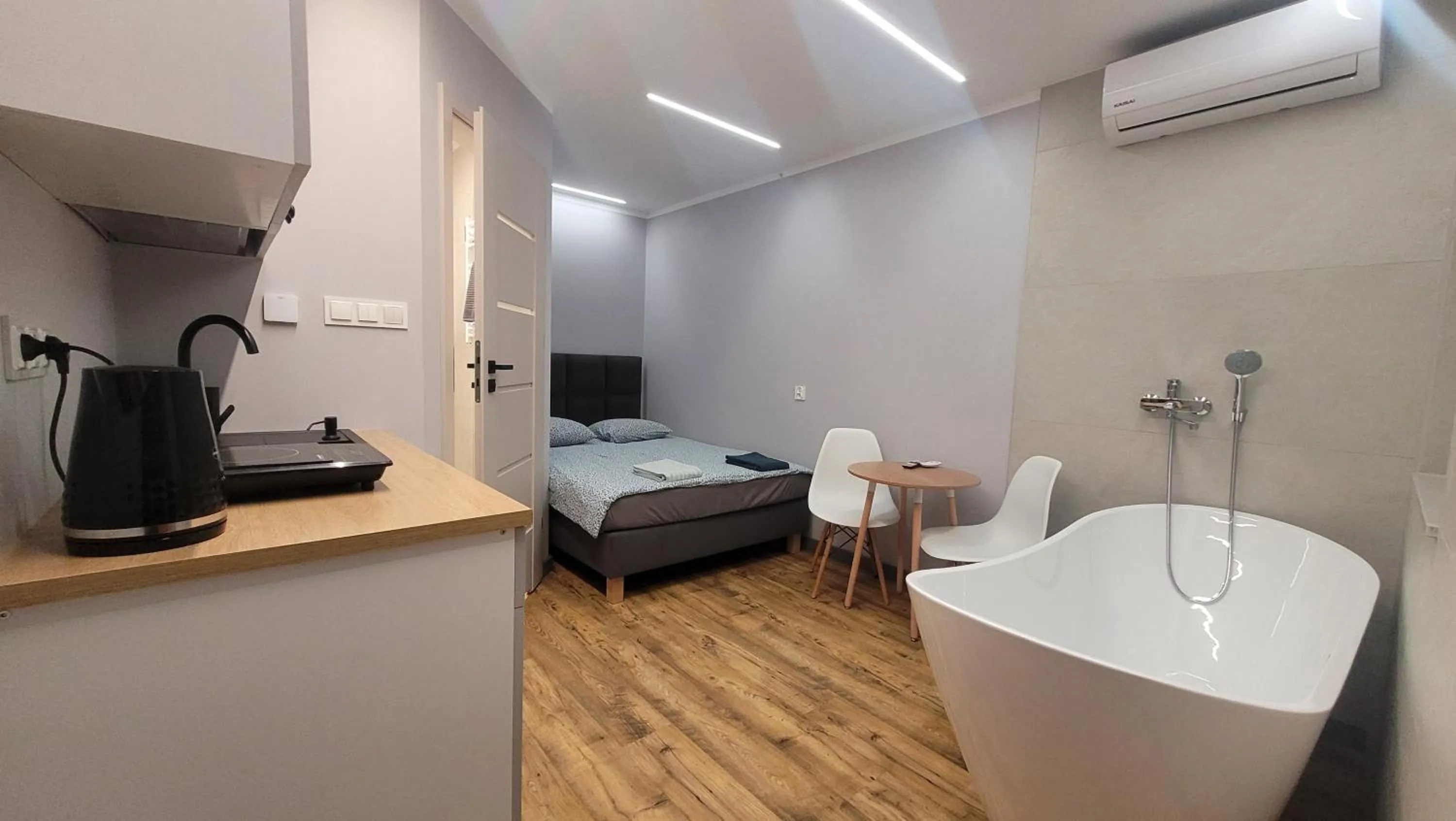 Wrzosowe Wzgórze 5 - Studia i Apartamenty