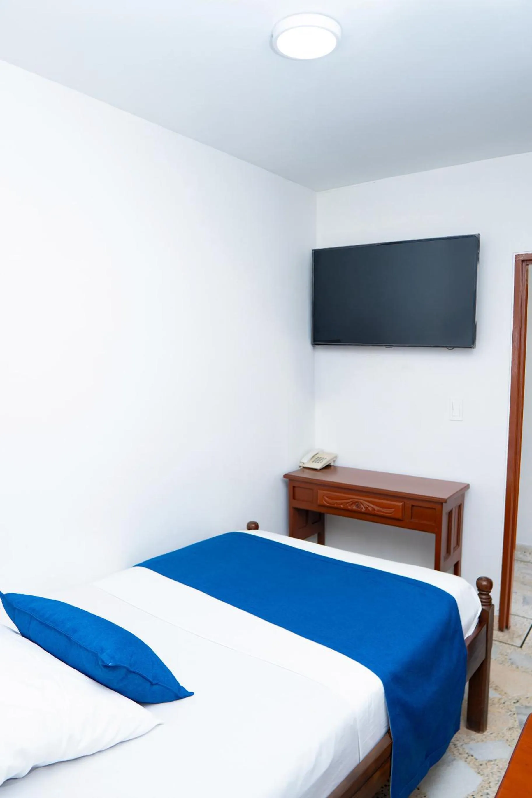 TV and multimedia, Bed in Hotel Steven