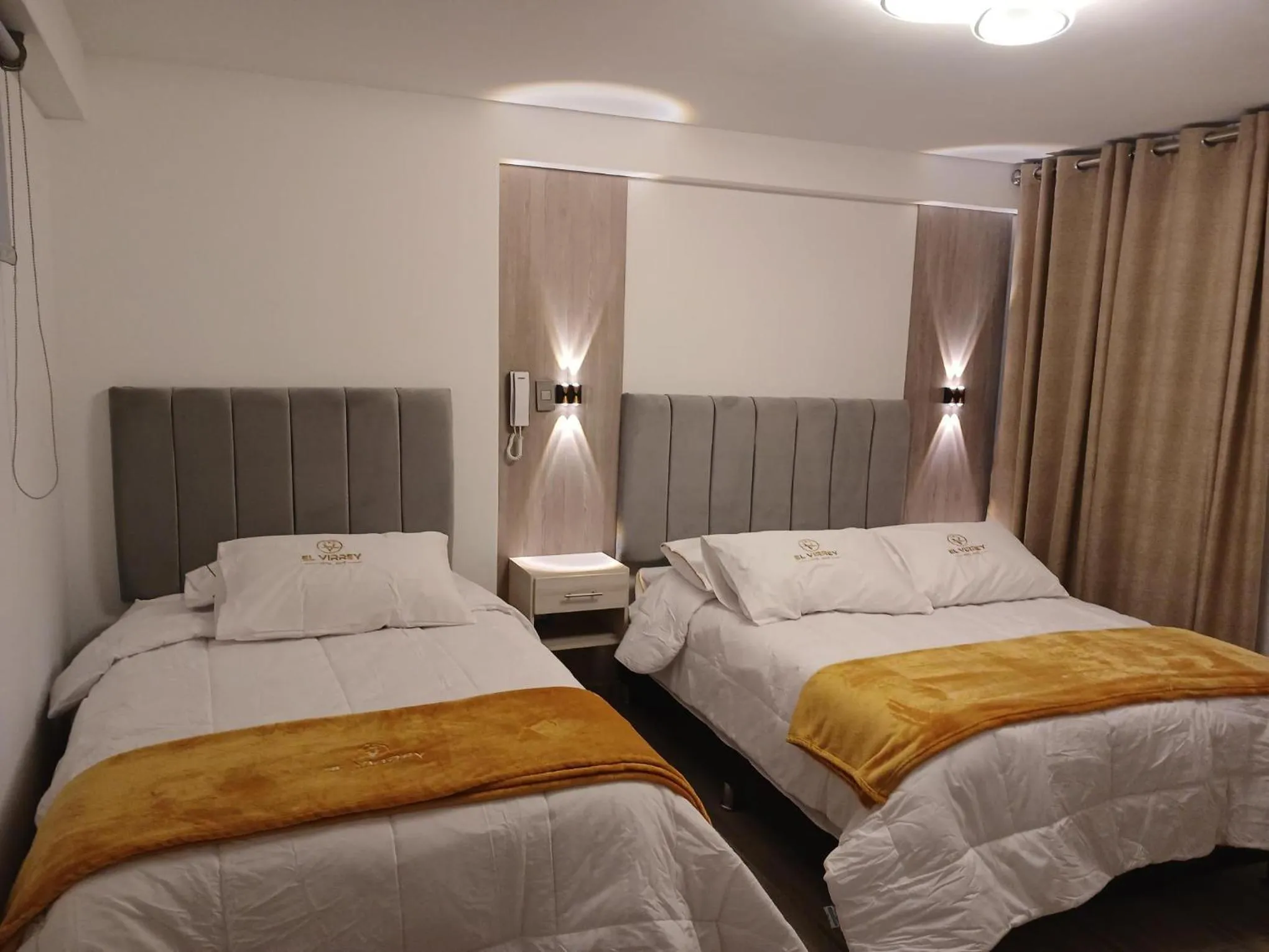 Bed in Hotel El Virrey Suite