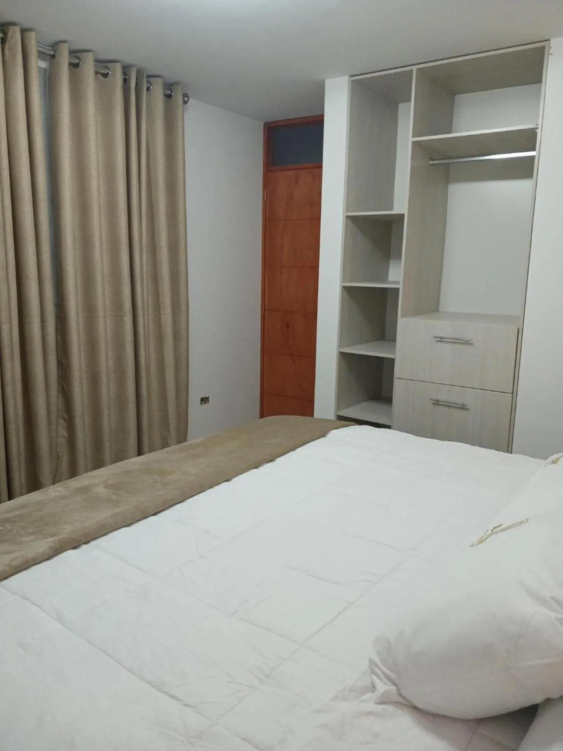 Bed in Hotel El Virrey Suite
