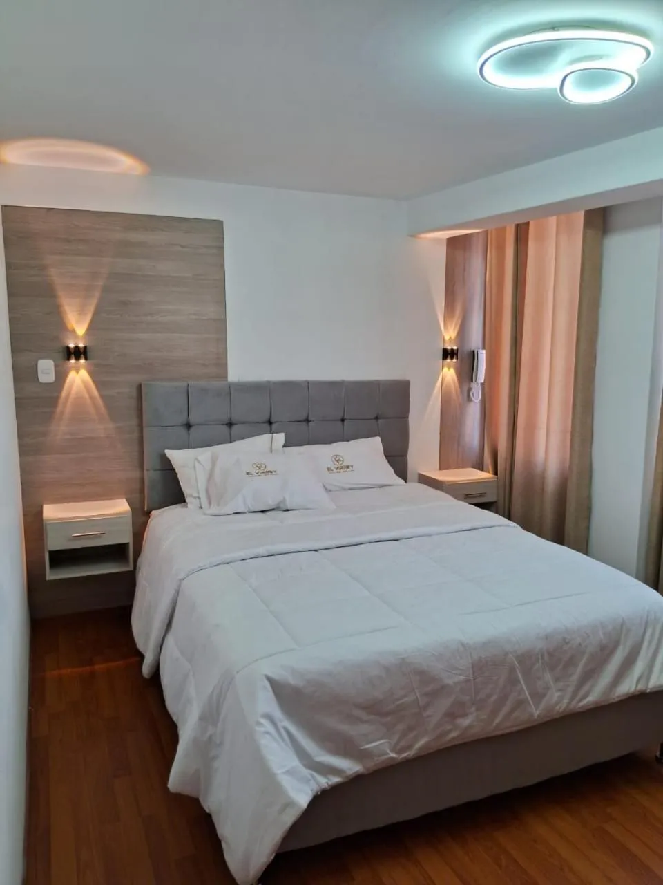 Bed in Hotel El Virrey Suite