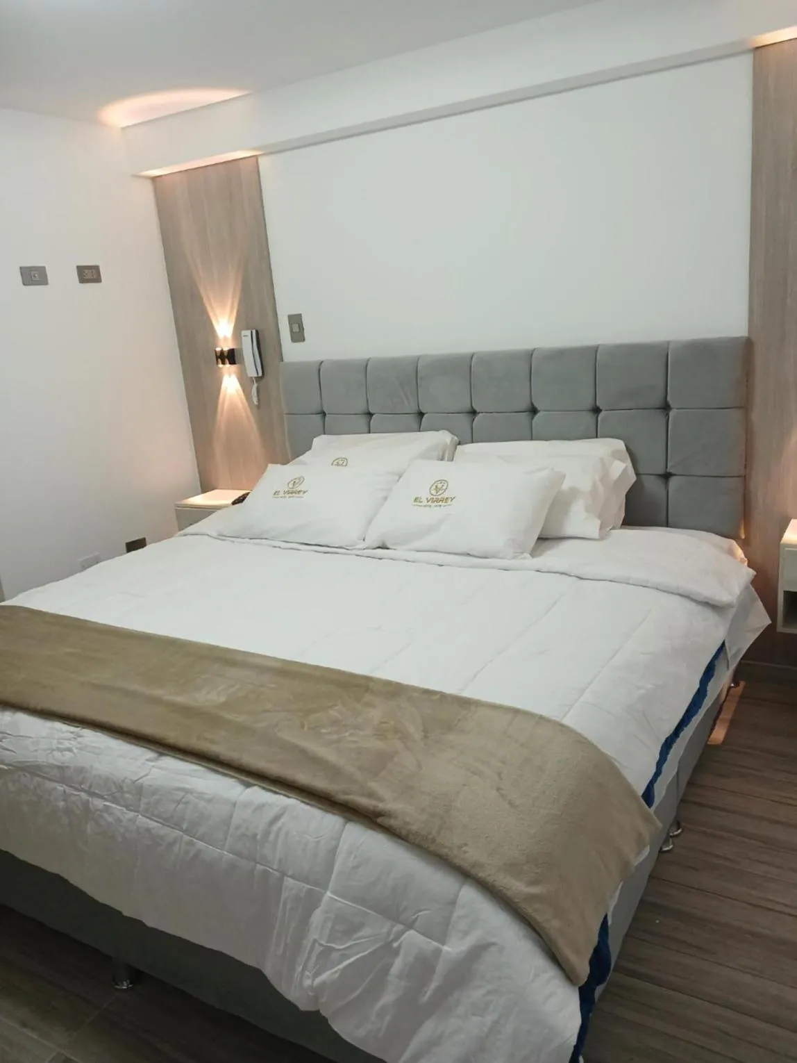 Hotel El Virrey Suite