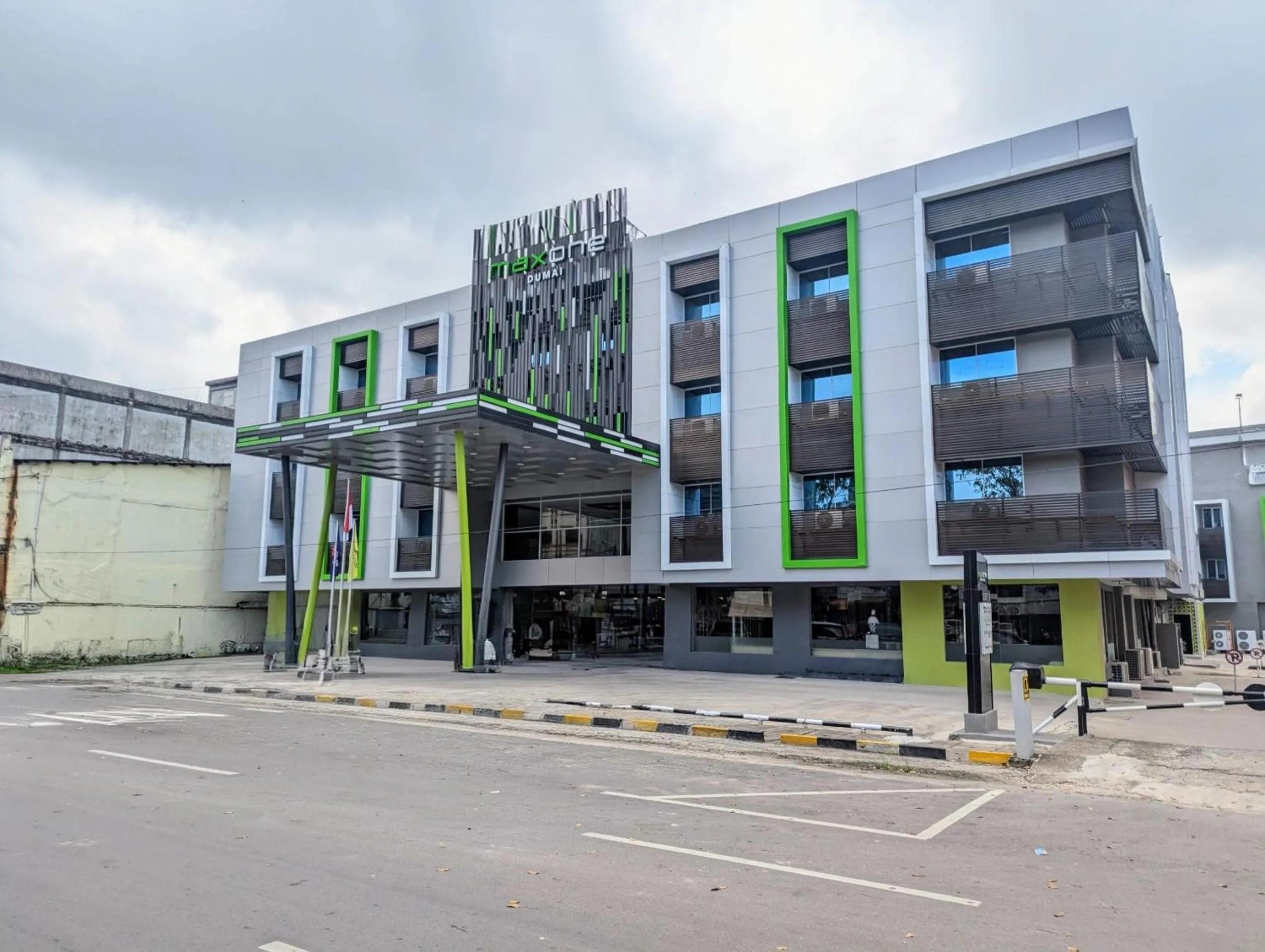 Location in MAXONE Dumai